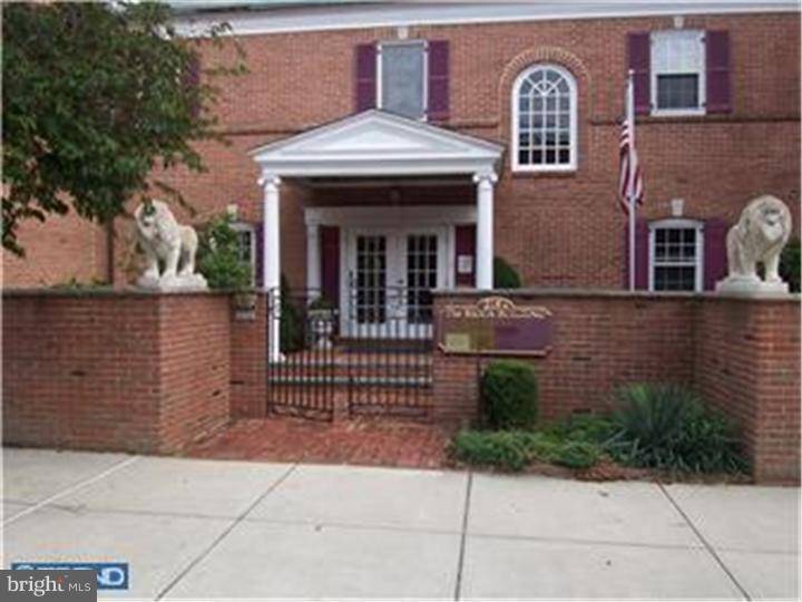 Media, PA 19063,215 N OLIVE ST #203