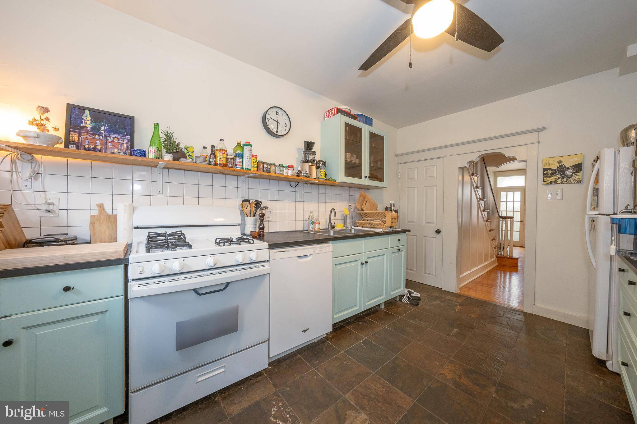 Philadelphia, PA 19145,1723 S HICKS ST