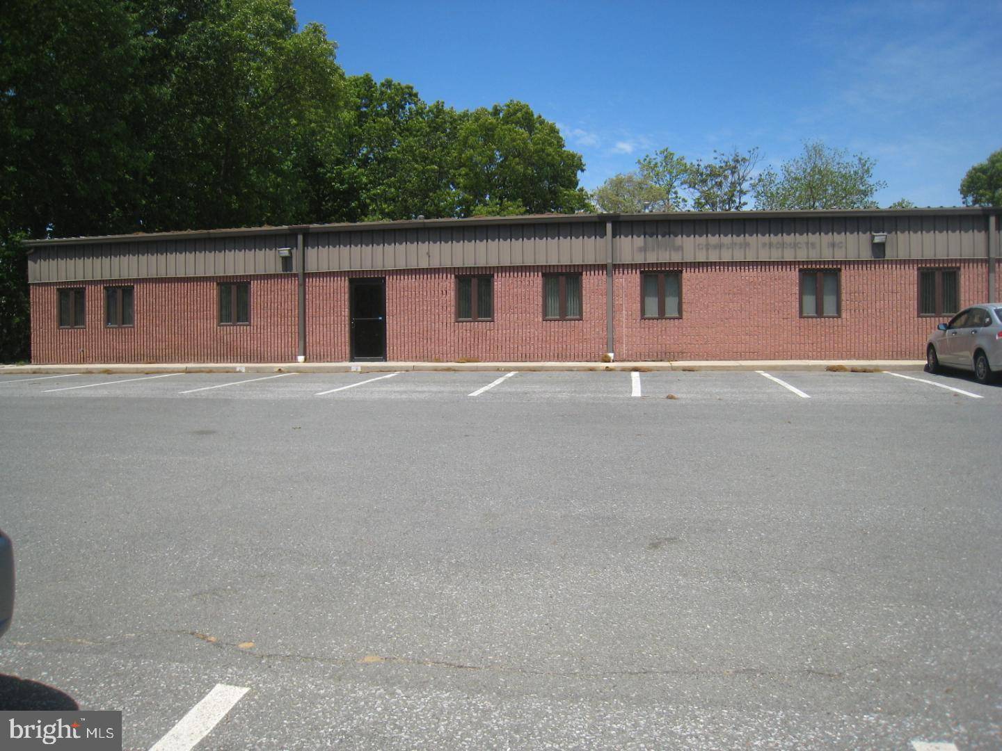 West Berlin, NJ 08091,1019 INDUSTRIAL DR