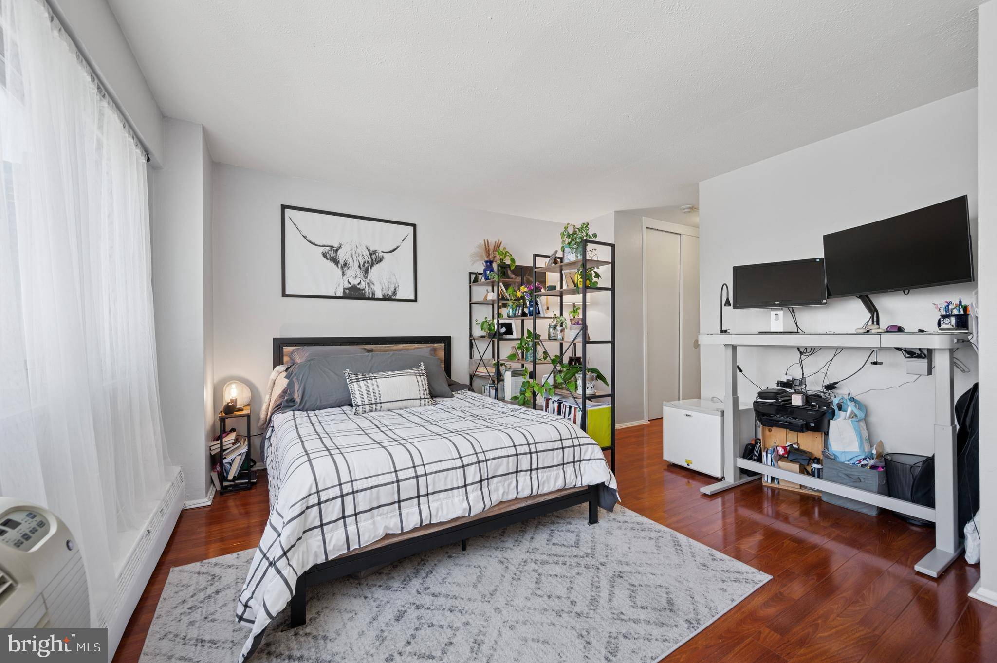 Philadelphia, PA 19103,2101-17 CHESTNUT ST #1107