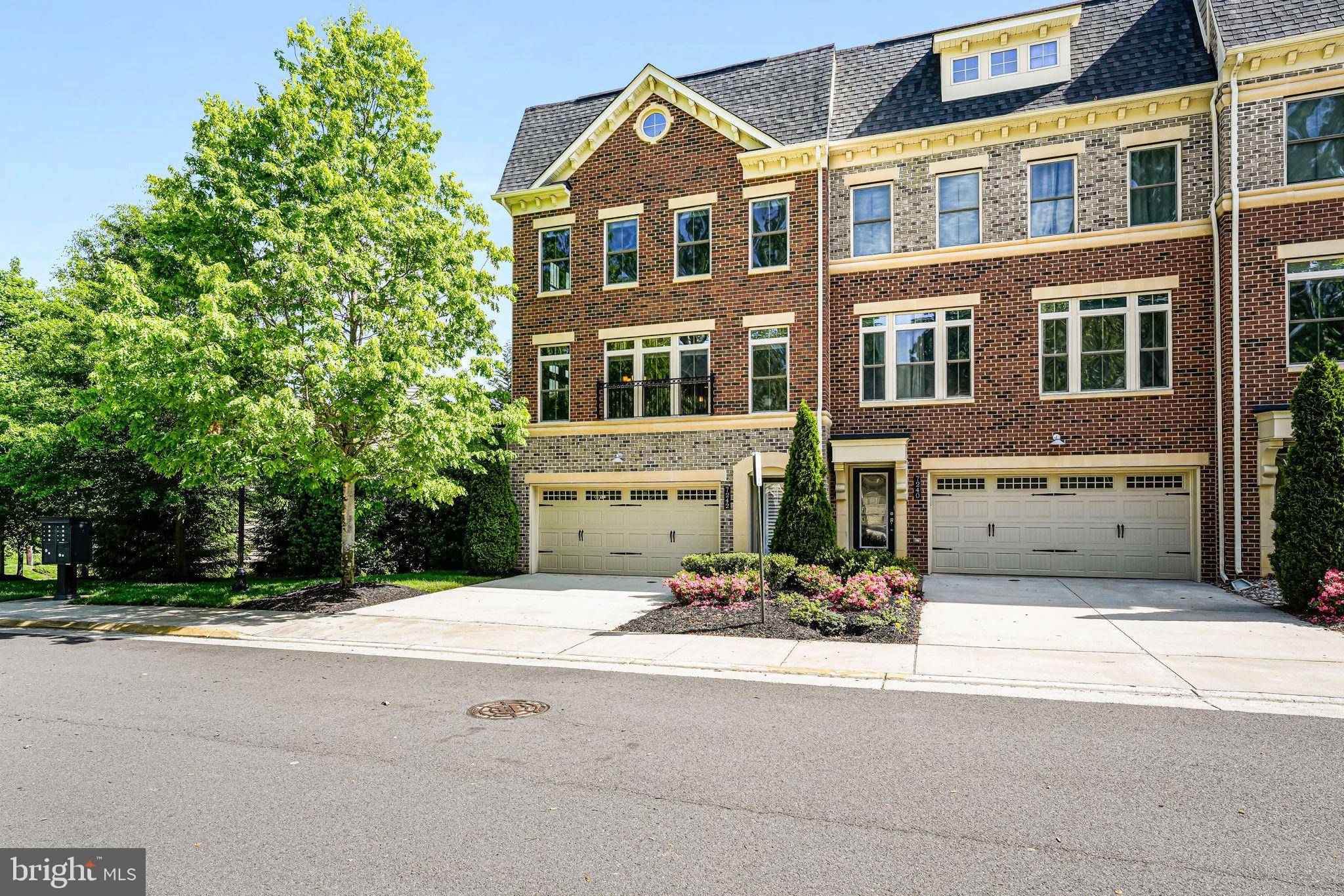 Falls Church, VA 22043,7242 MAGPIE LN