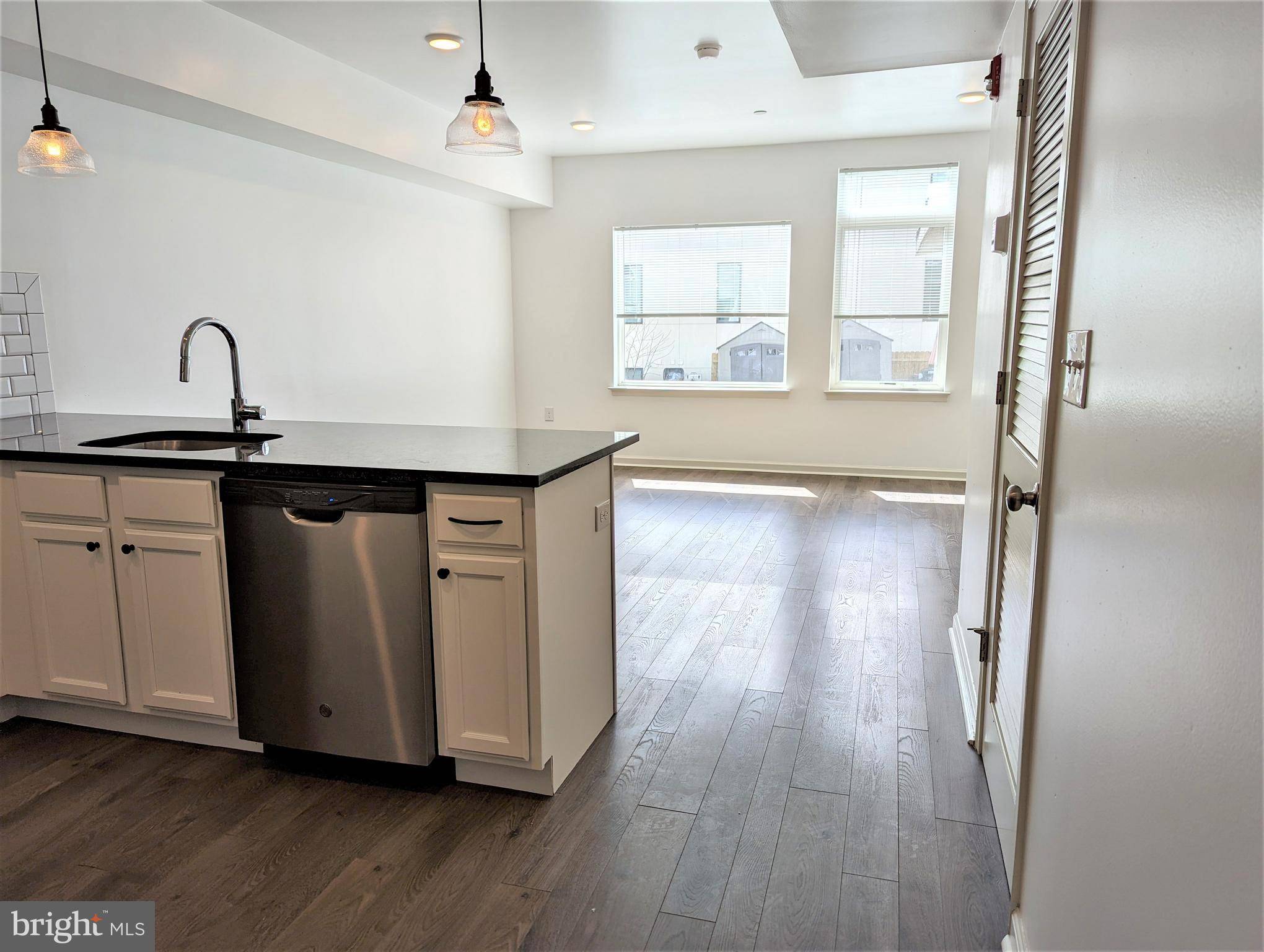 Philadelphia, PA 19128,6615 RIDGE AVE #201