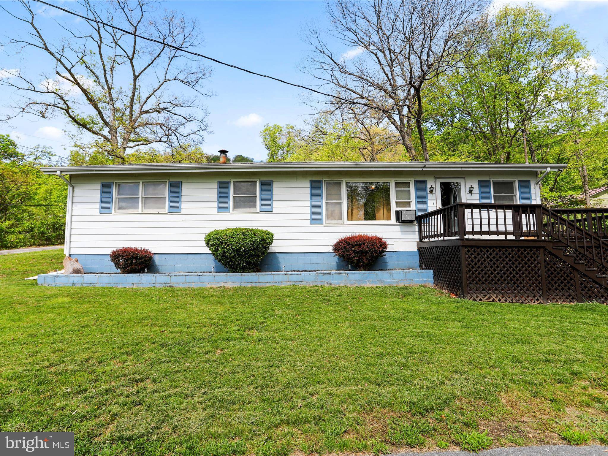 Ridgeley, WV 26753,15 WILDERNESS LN