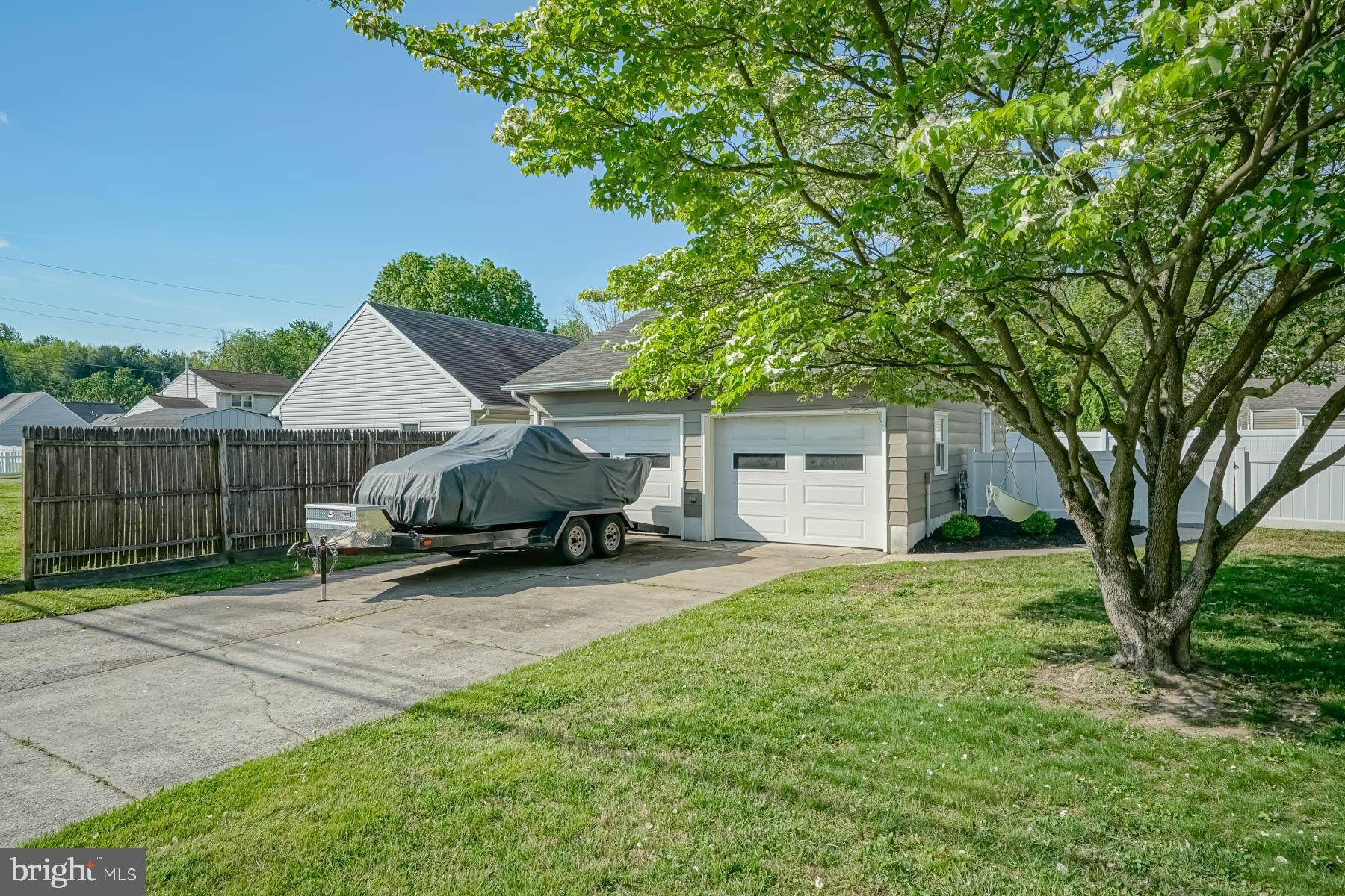 Pennsville, NJ 08070,20 ASPEN DR