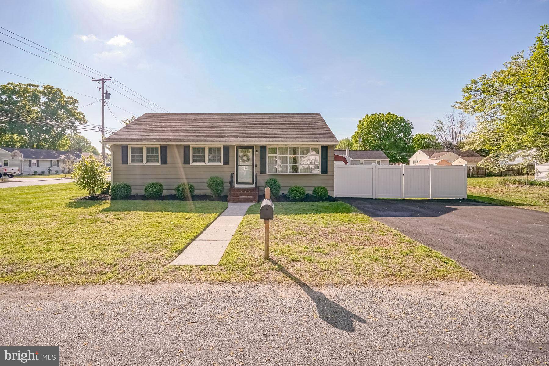 Pennsville, NJ 08070,20 ASPEN DR