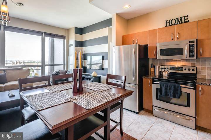 Philadelphia, PA 19123,901 N PENN ST #R1905
