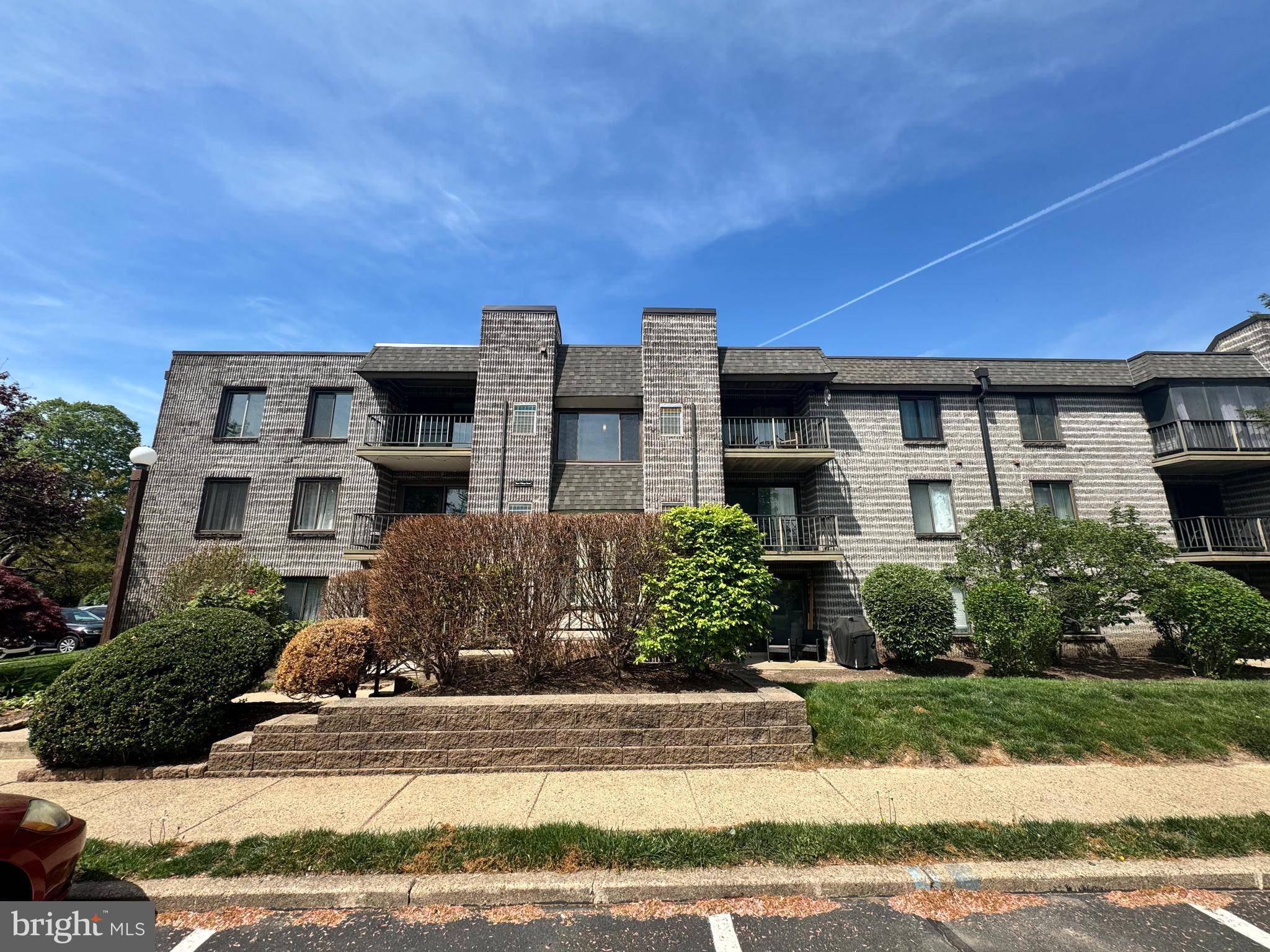 Southampton, PA 18966,273 E VILLAGE RD