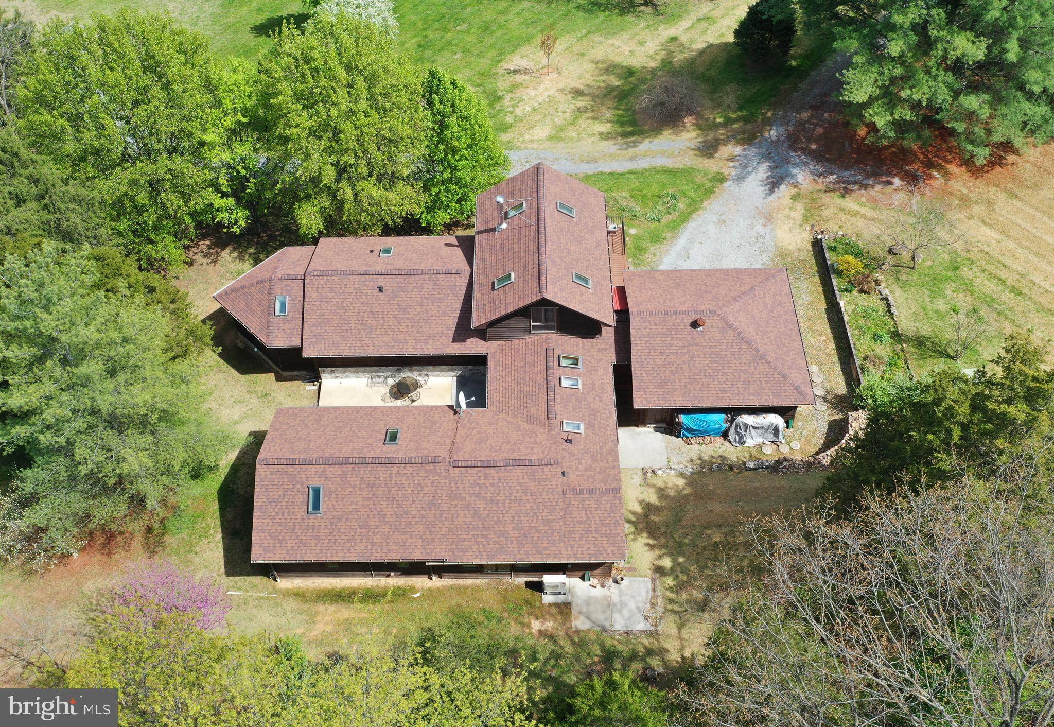 Front Royal, VA 22630,448 SHENANDOAH RIVER LN