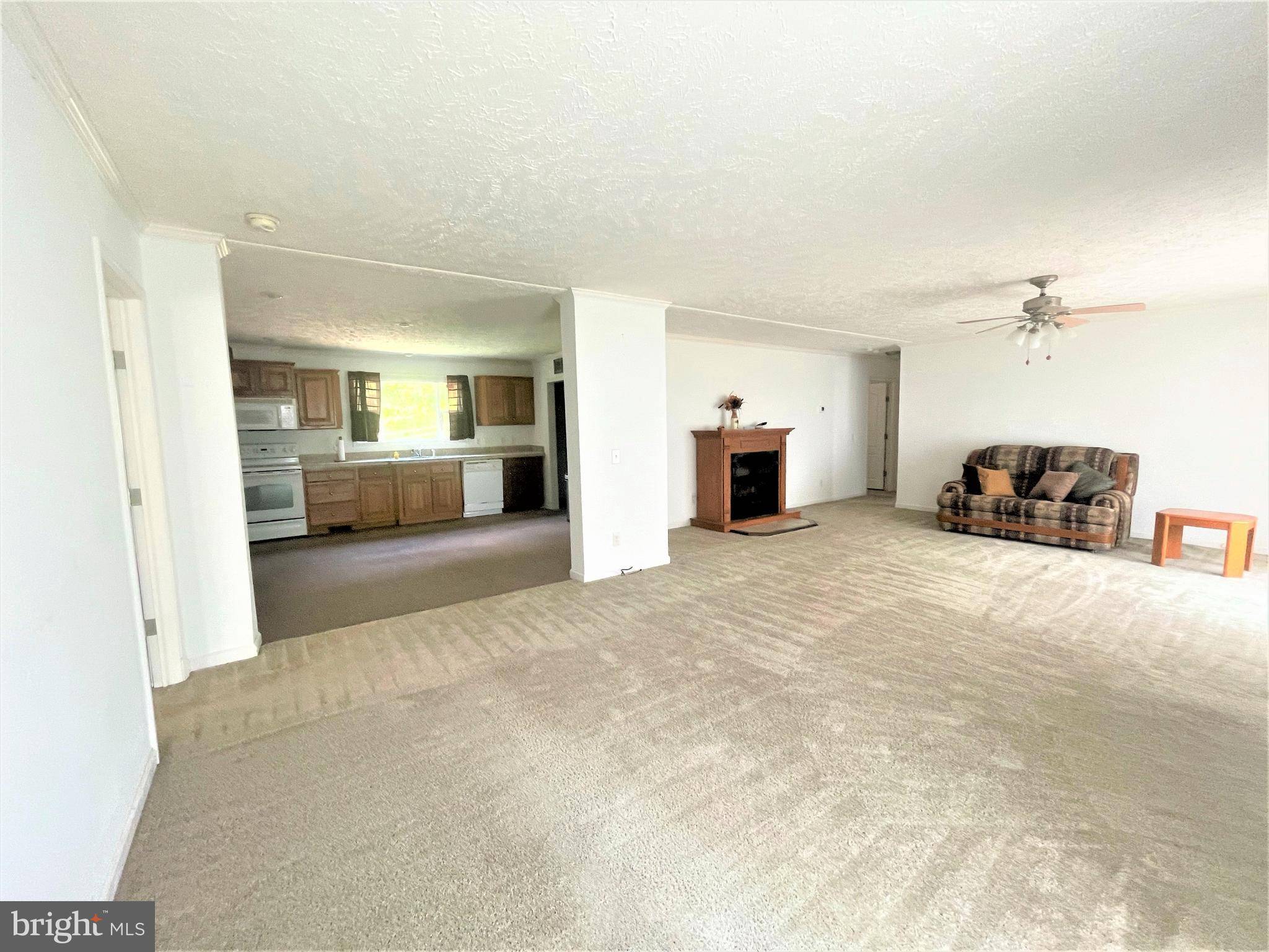 Colonial Beach, VA 22443,416 MONTICELLO DR