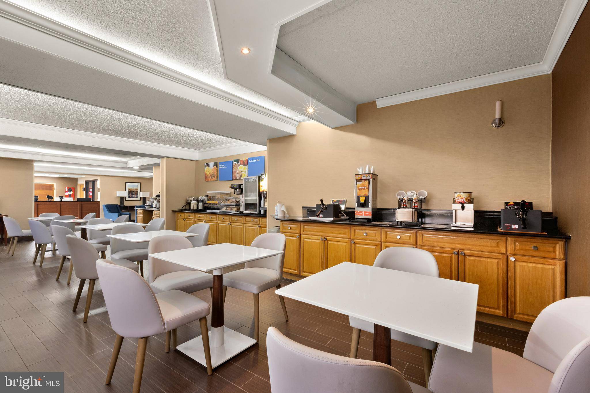 Bordentown, NJ 08505,1009 ROUTE 206