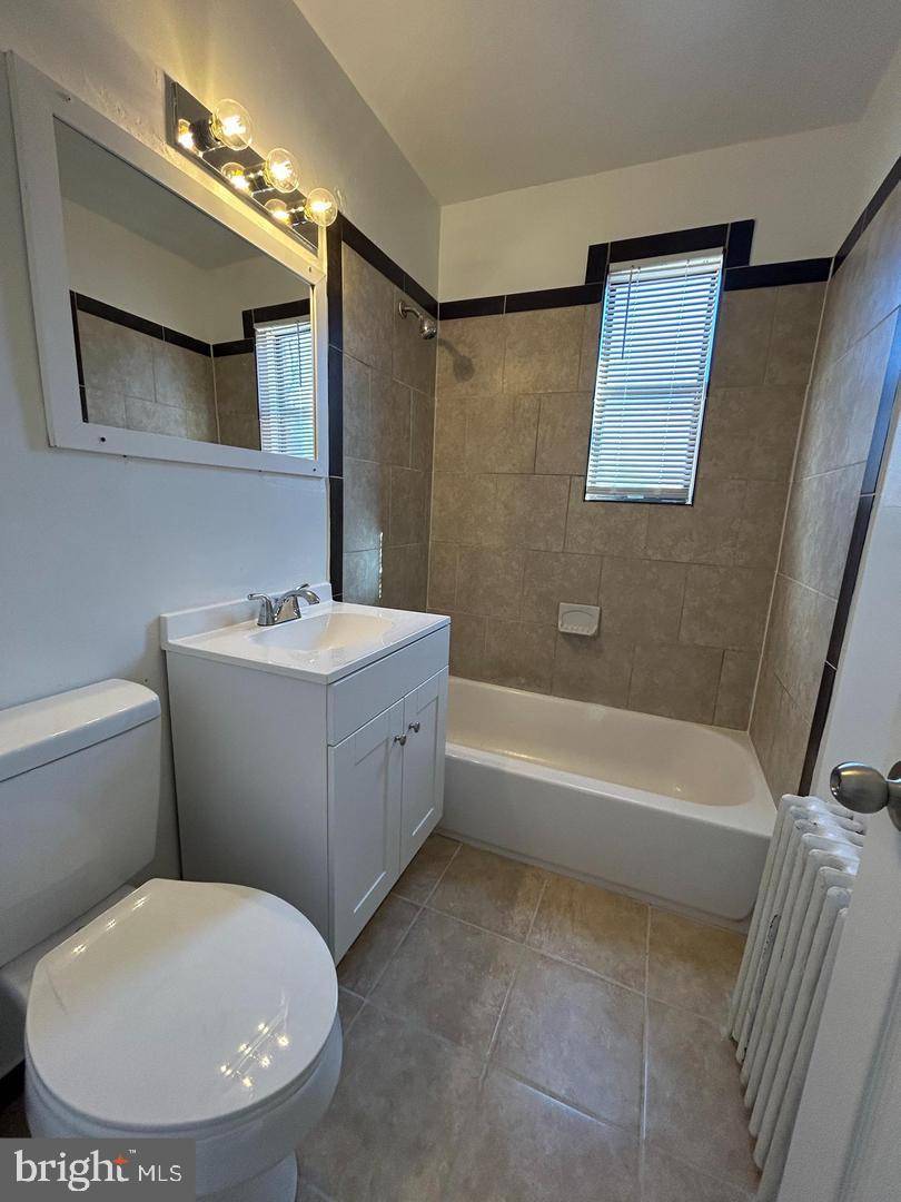 Washington, DC 20032,4715 1ST ST SW #302