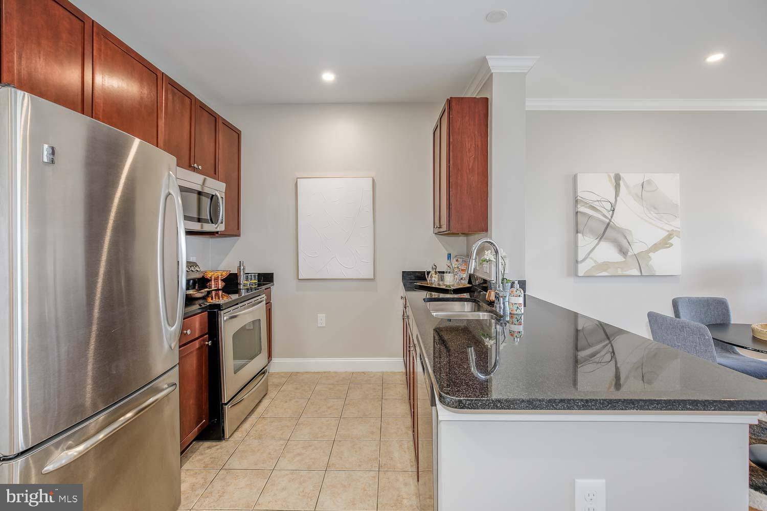 Washington, DC 20003,1391 PENNSYLVANIA AVE SE #542