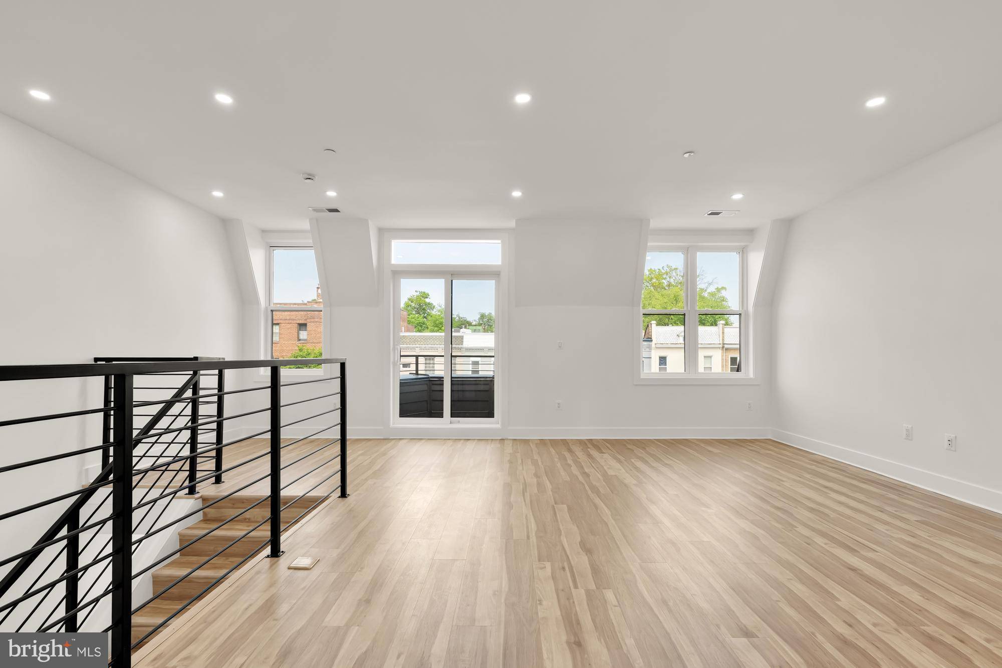 Washington, DC 20002,1251 MORSE ST NE #PH3