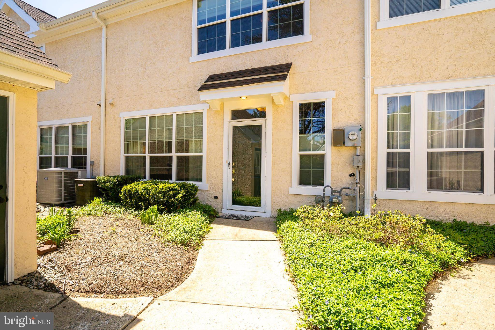Plainsboro, NJ 08536,47 ASHFORD DR