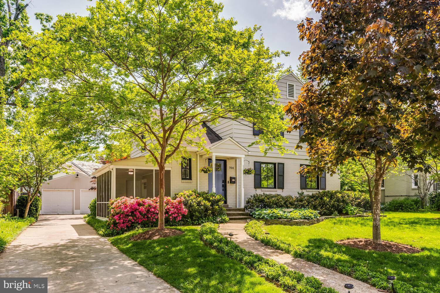Alexandria, VA 22305,704 GRAND VIEW DR