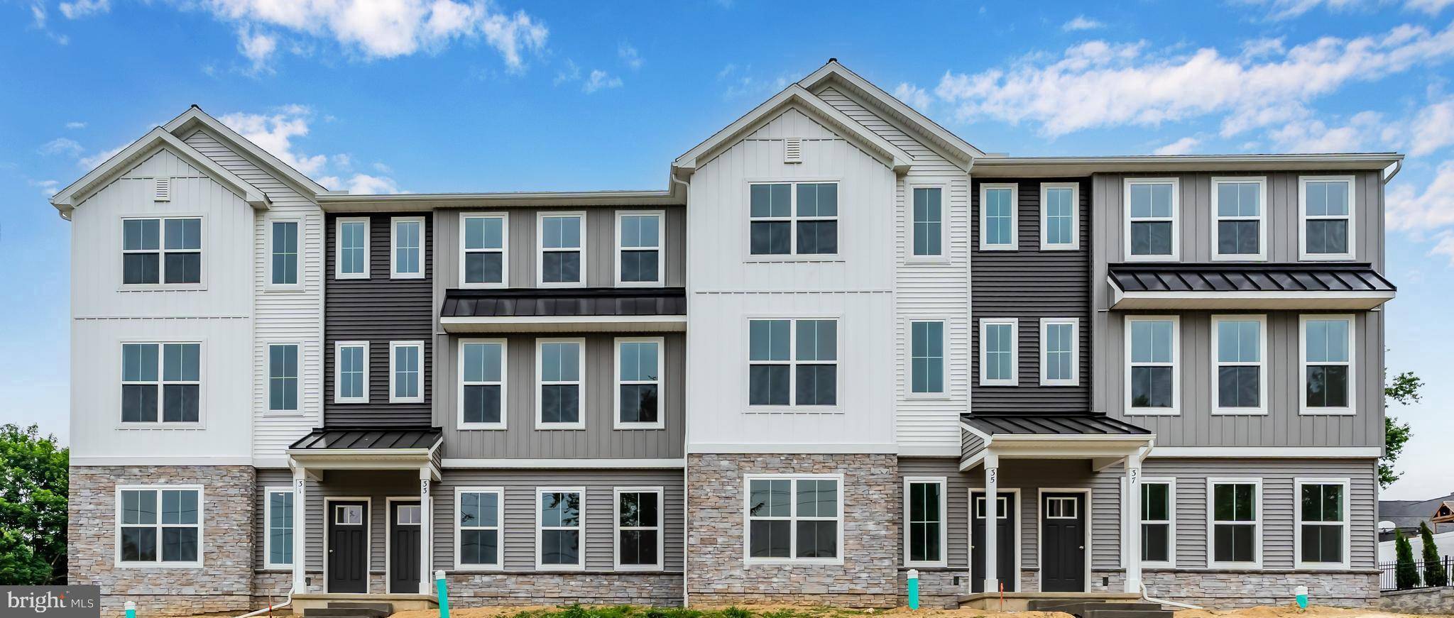 Camp Hill, PA 17011,33 S 19TH ST
