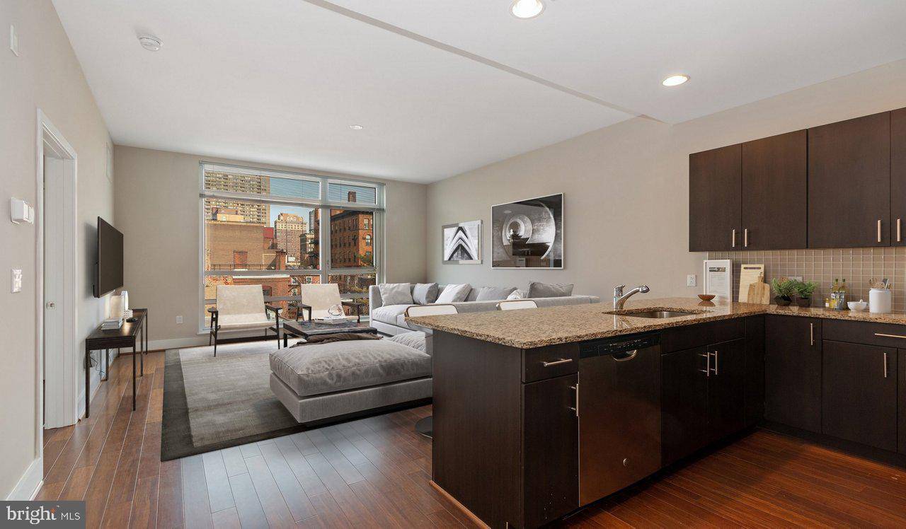 Philadelphia, PA 19147,521 S BROAD ST #1B-211