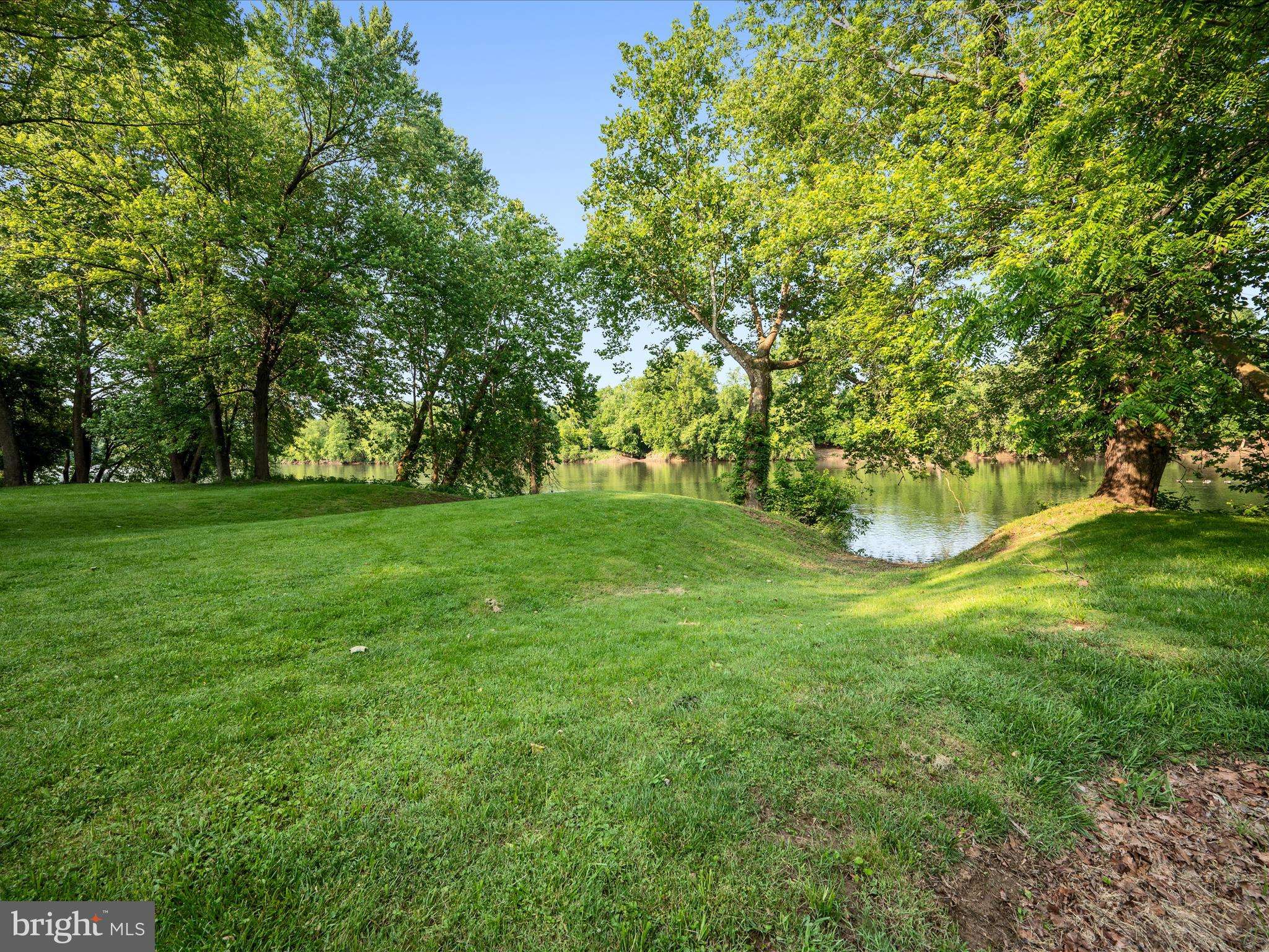 Harpers Ferry, WV 25425,173 RIVERSIDE DR