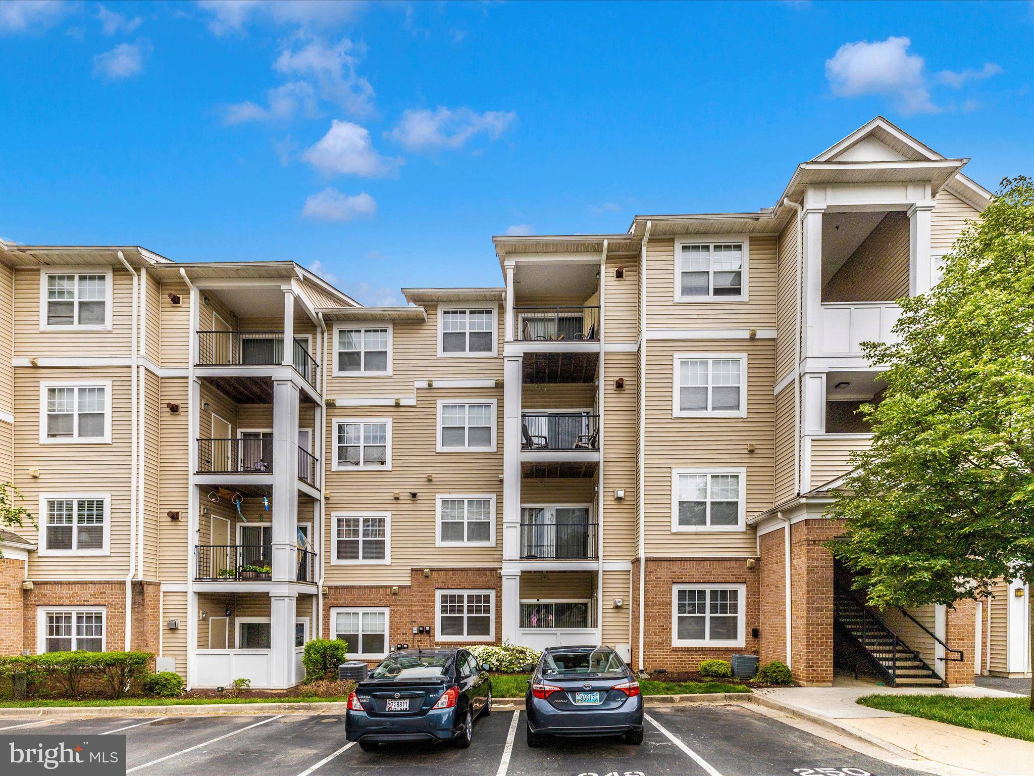 Germantown, MD 20874,13506 DERRY GLEN CT #402