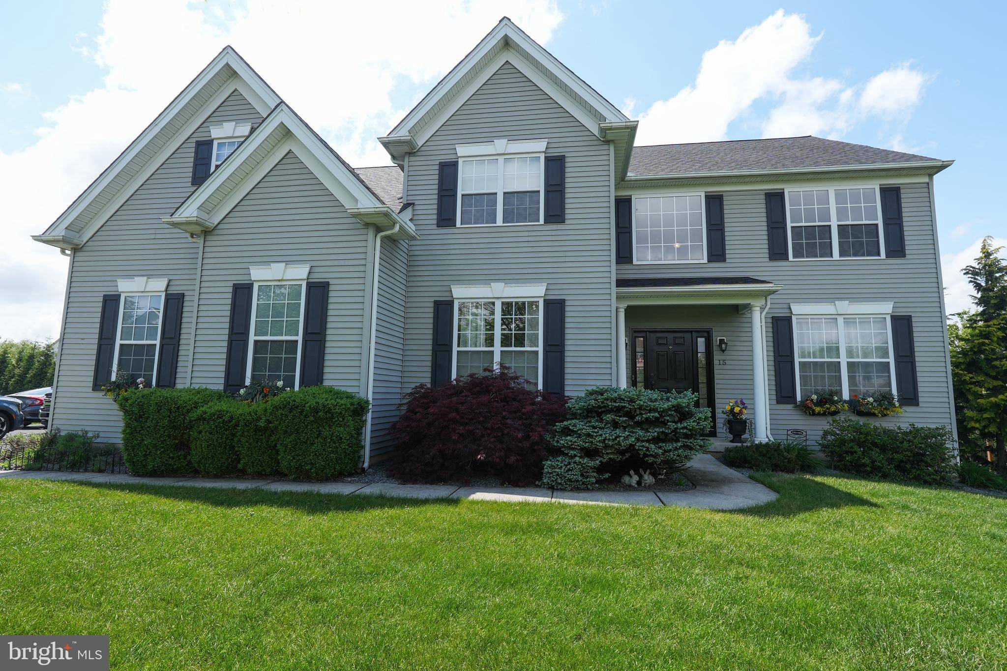 Easton, PA 18040,15 CREEK CT