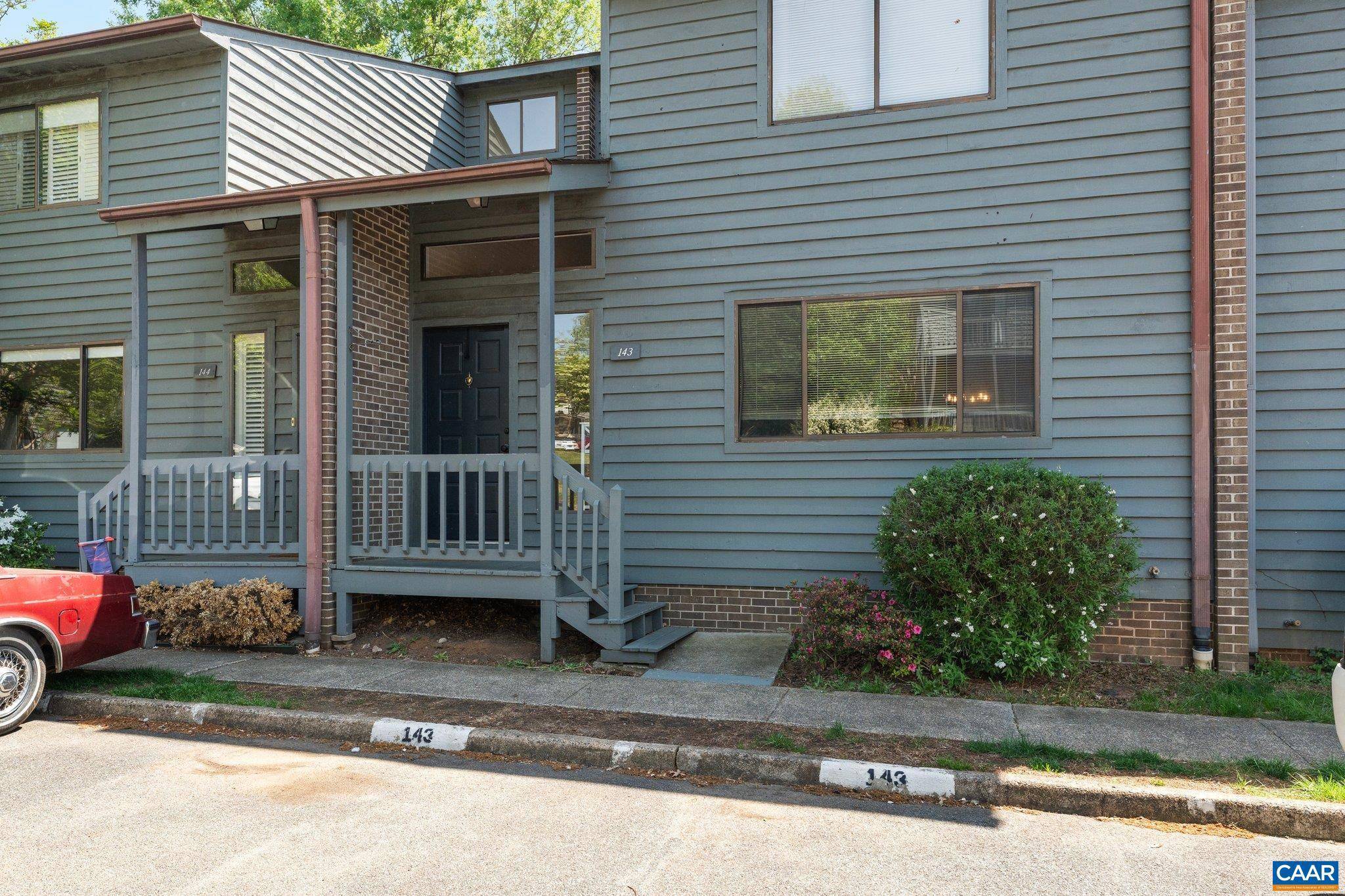 Charlottesville, VA 22903,143 HARVEST DR