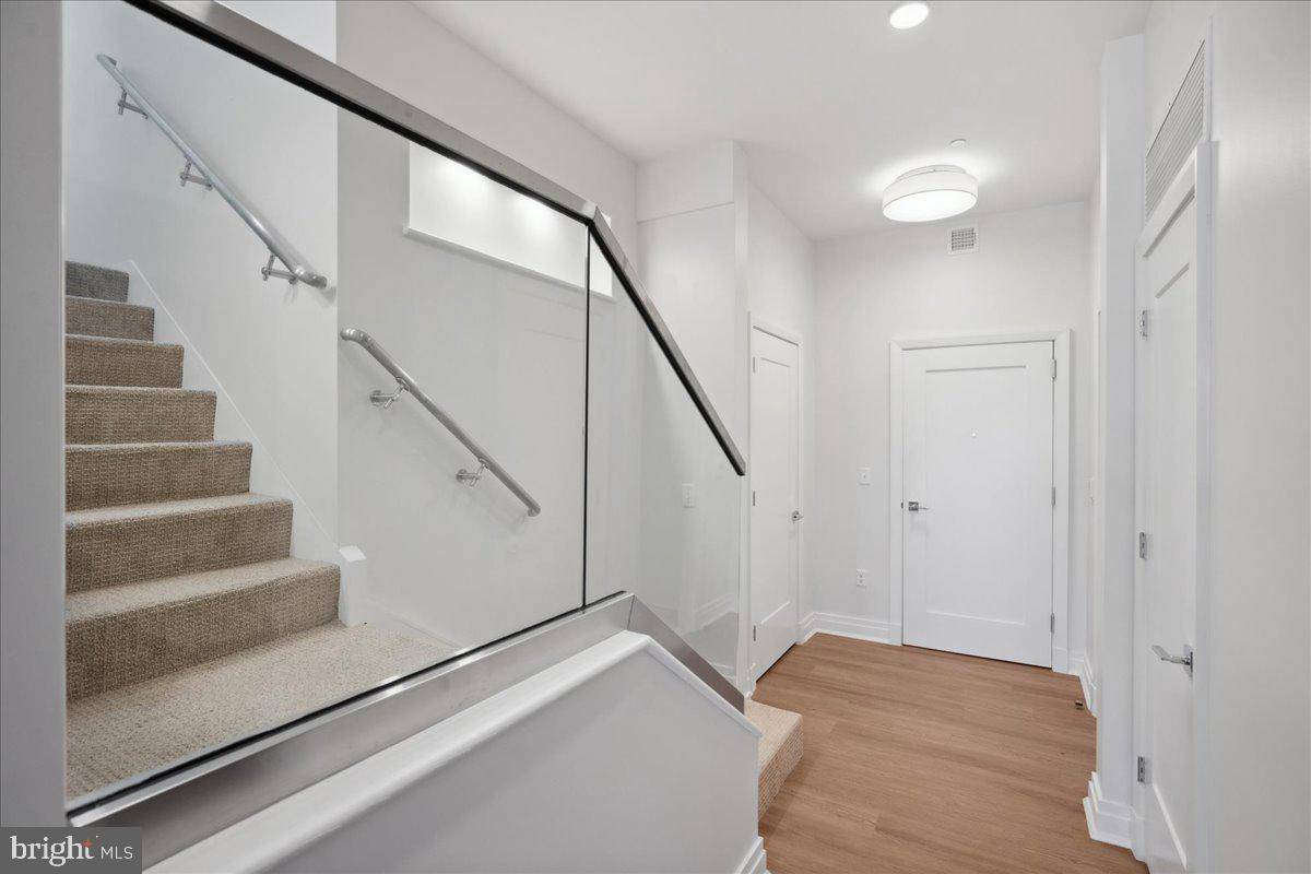 Washington, DC 20001,923 V ST NW #602