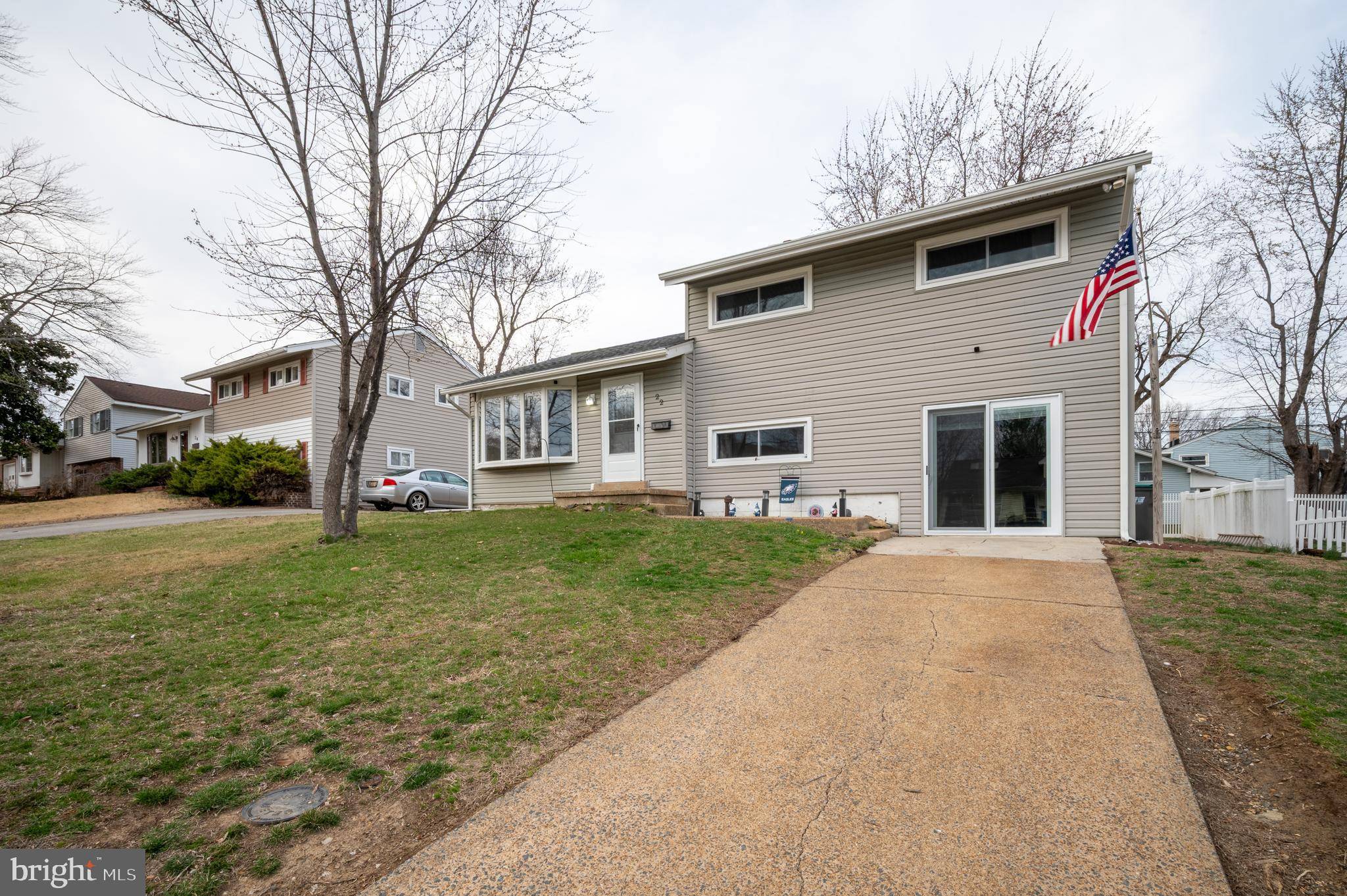 Claymont, DE 19703,22 BURNS RD