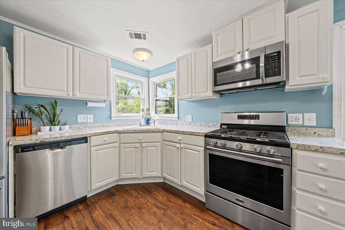 Jobstown, NJ 08041,2715 MONMOUTH RD