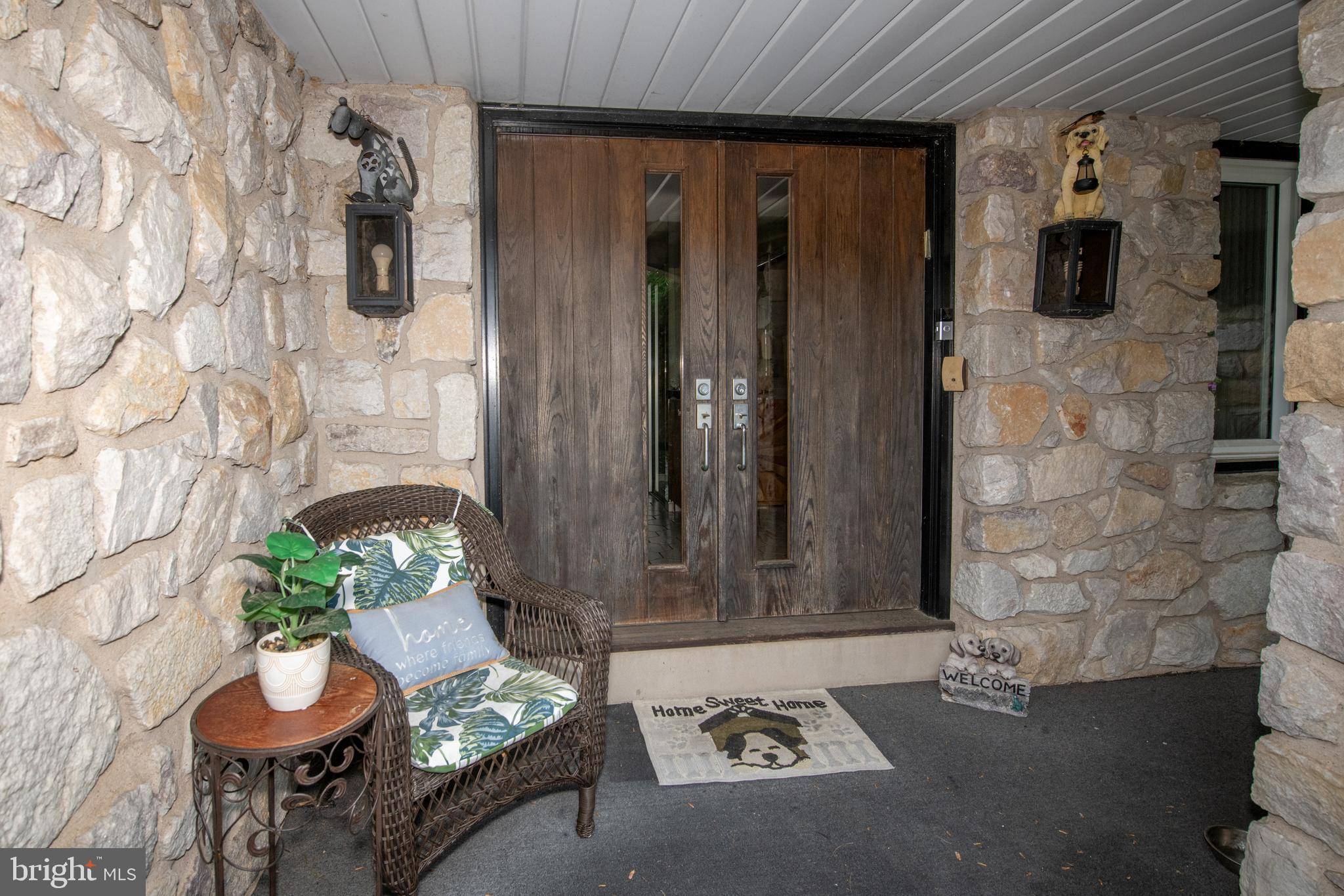 Huntingdon Valley, PA 19006,94 SPRING FLOWER CT