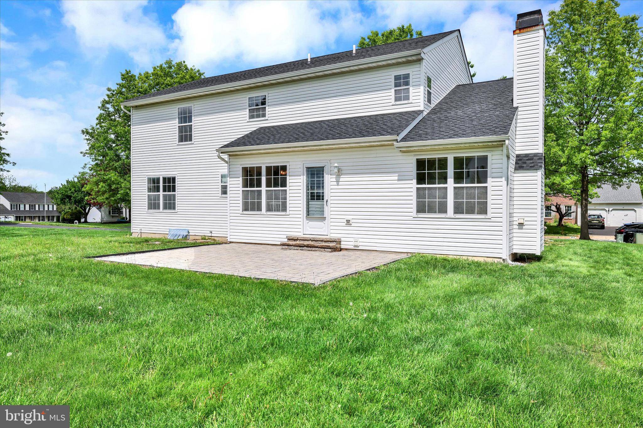 Chalfont, PA 18914,951 SCARLET OAK DR