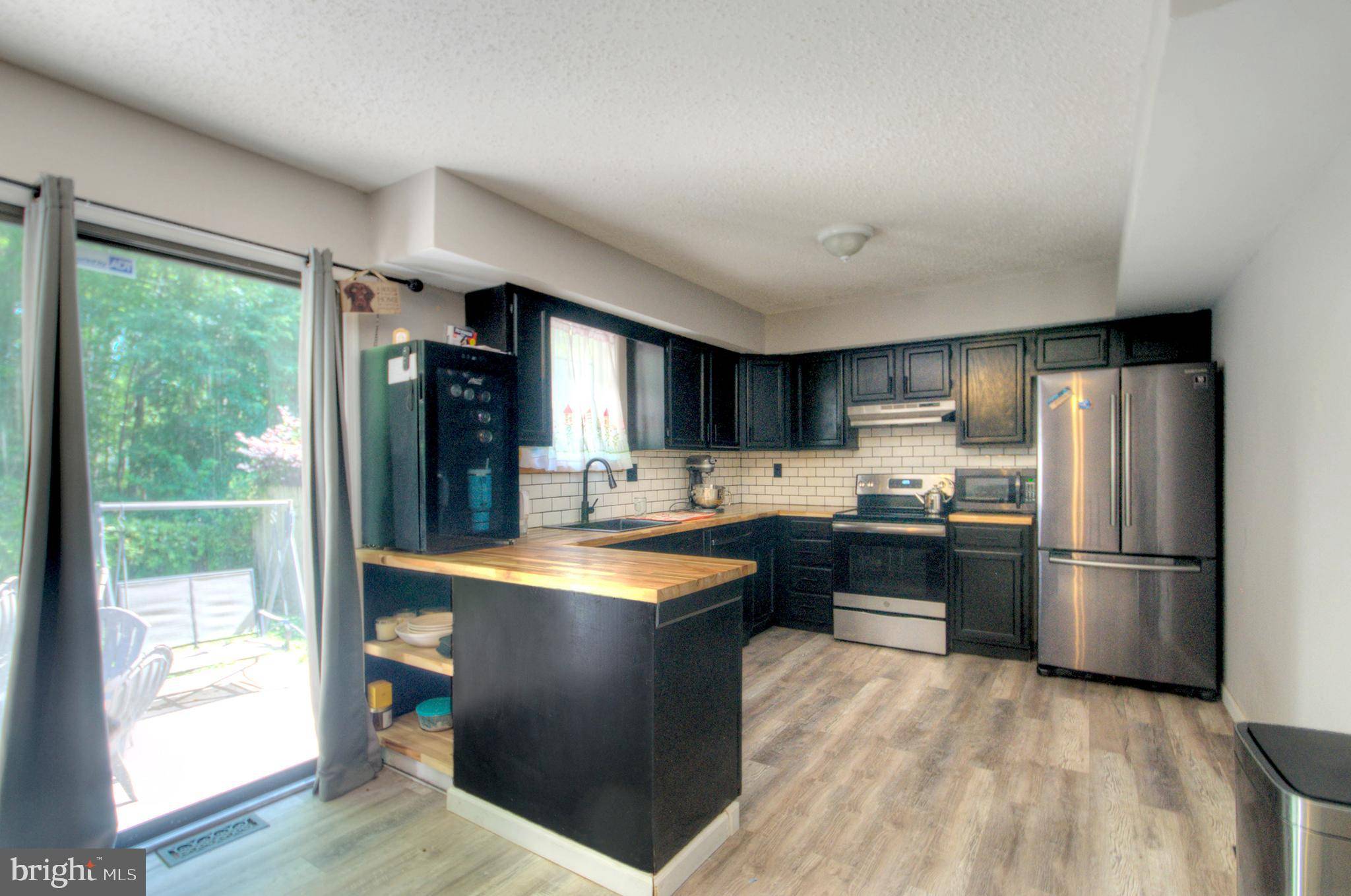 Clementon, NJ 08021,14 BLUE JAY DR