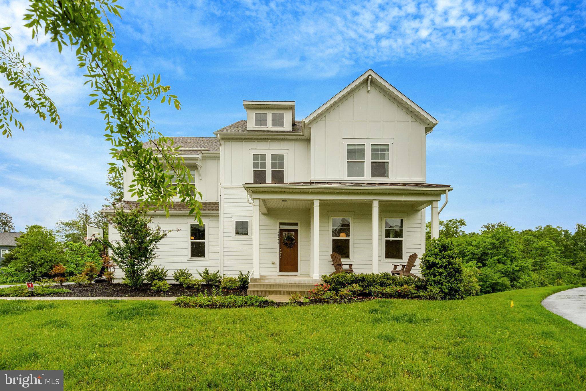 Aldie, VA 20105,40928 ARCADIAN POND CT
