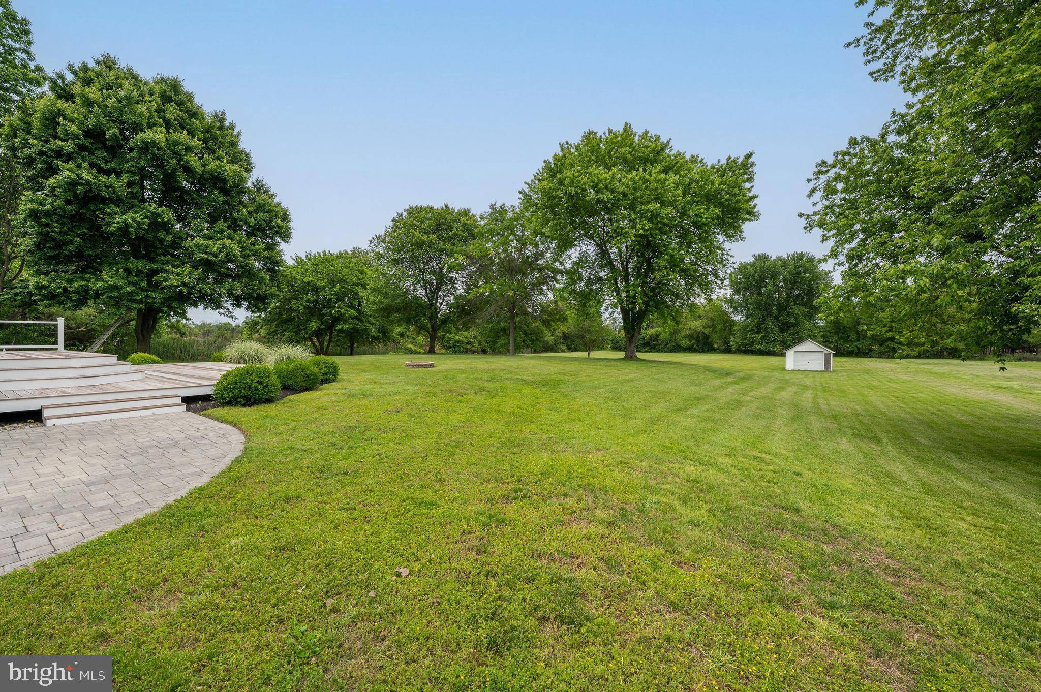 Southampton, NJ 08088,23 MEADOW DR