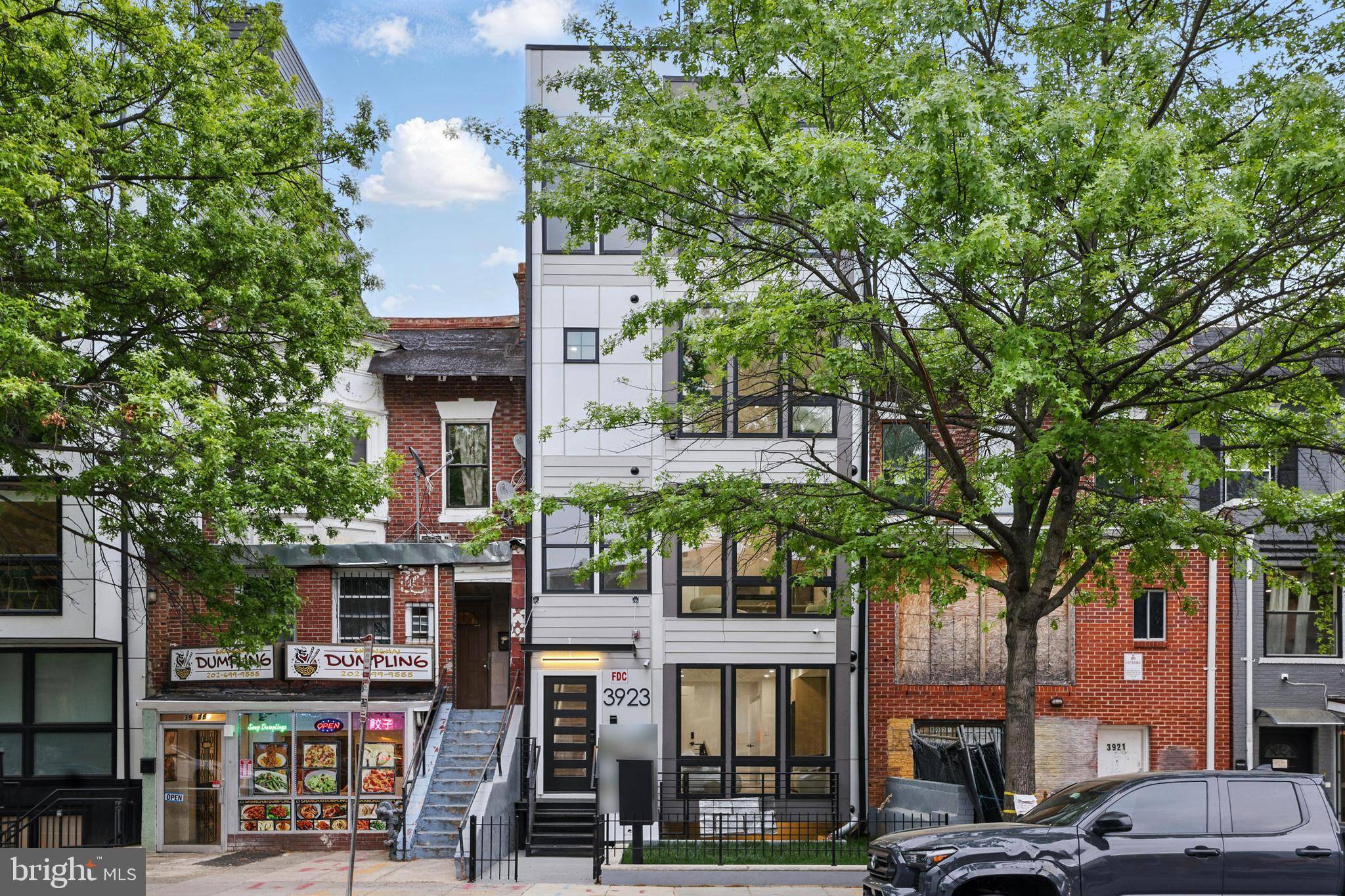 Washington, DC 20011,3923 14TH ST NW #1