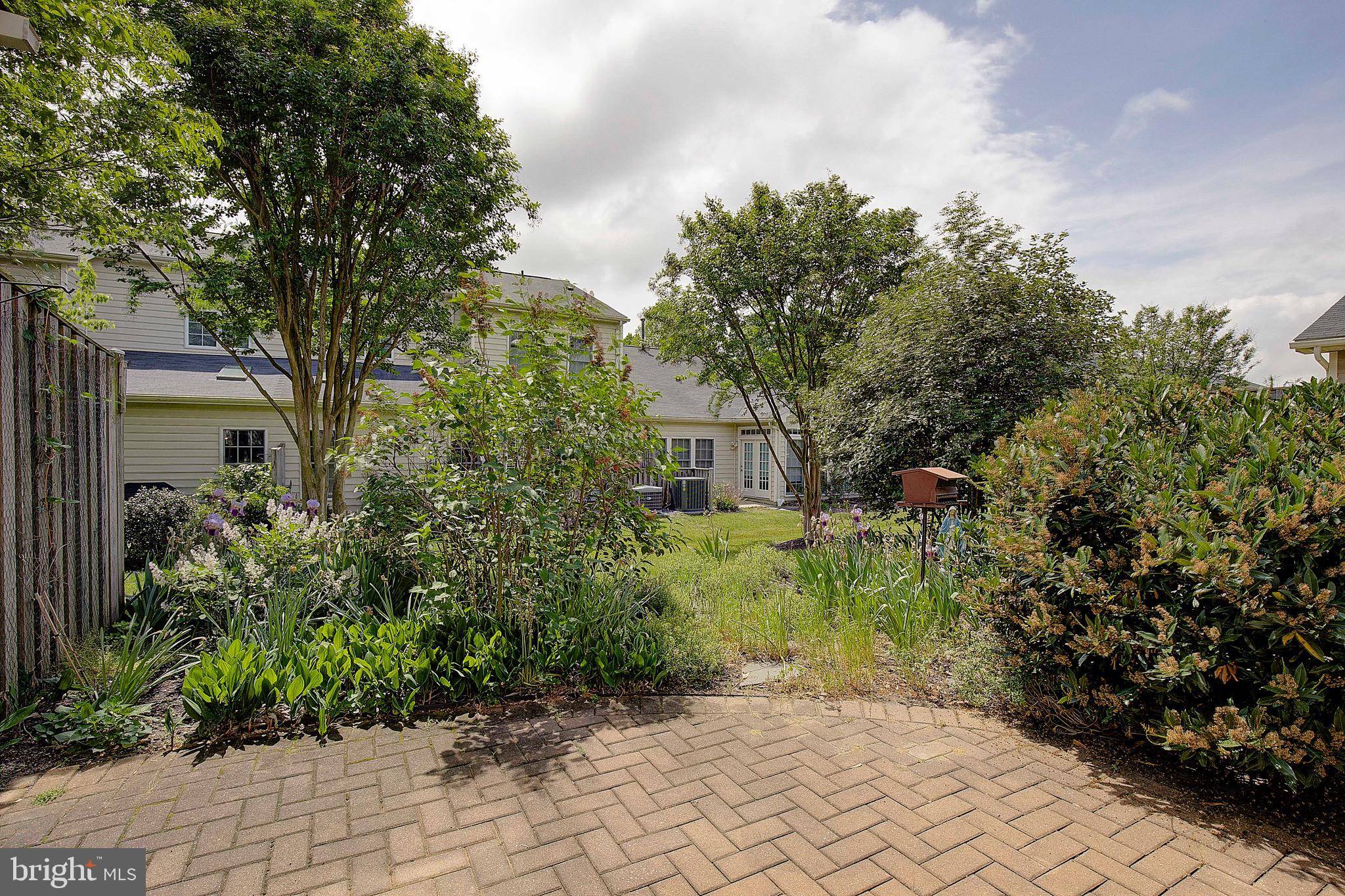 Edgewater, MD 21037,316 COLONY POINT PL