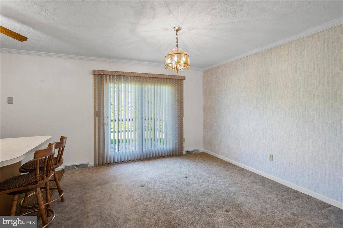 Myerstown, PA 17067,10 FERNWOOD DR