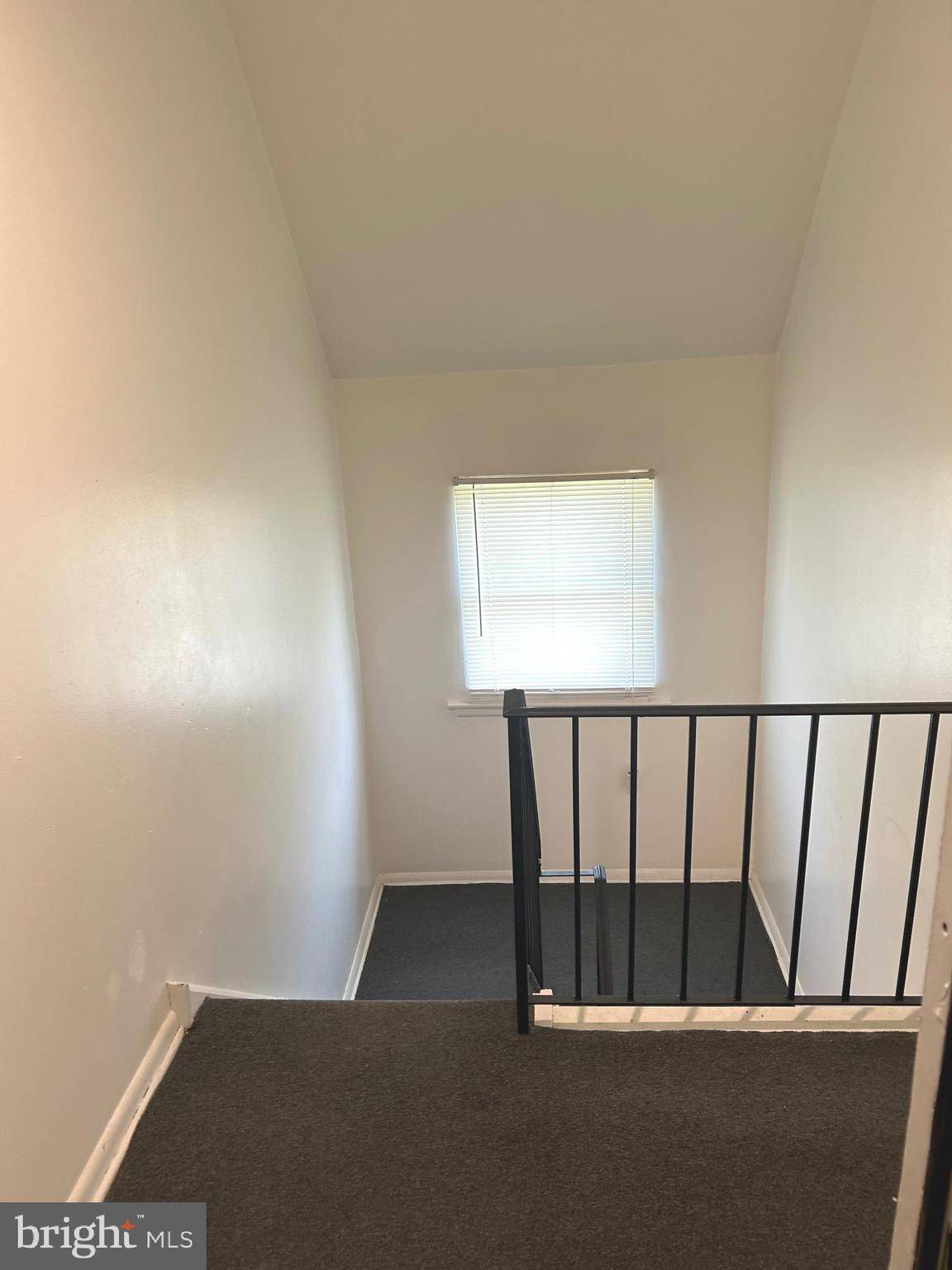 Glenolden, PA 19036,108 OAK LN