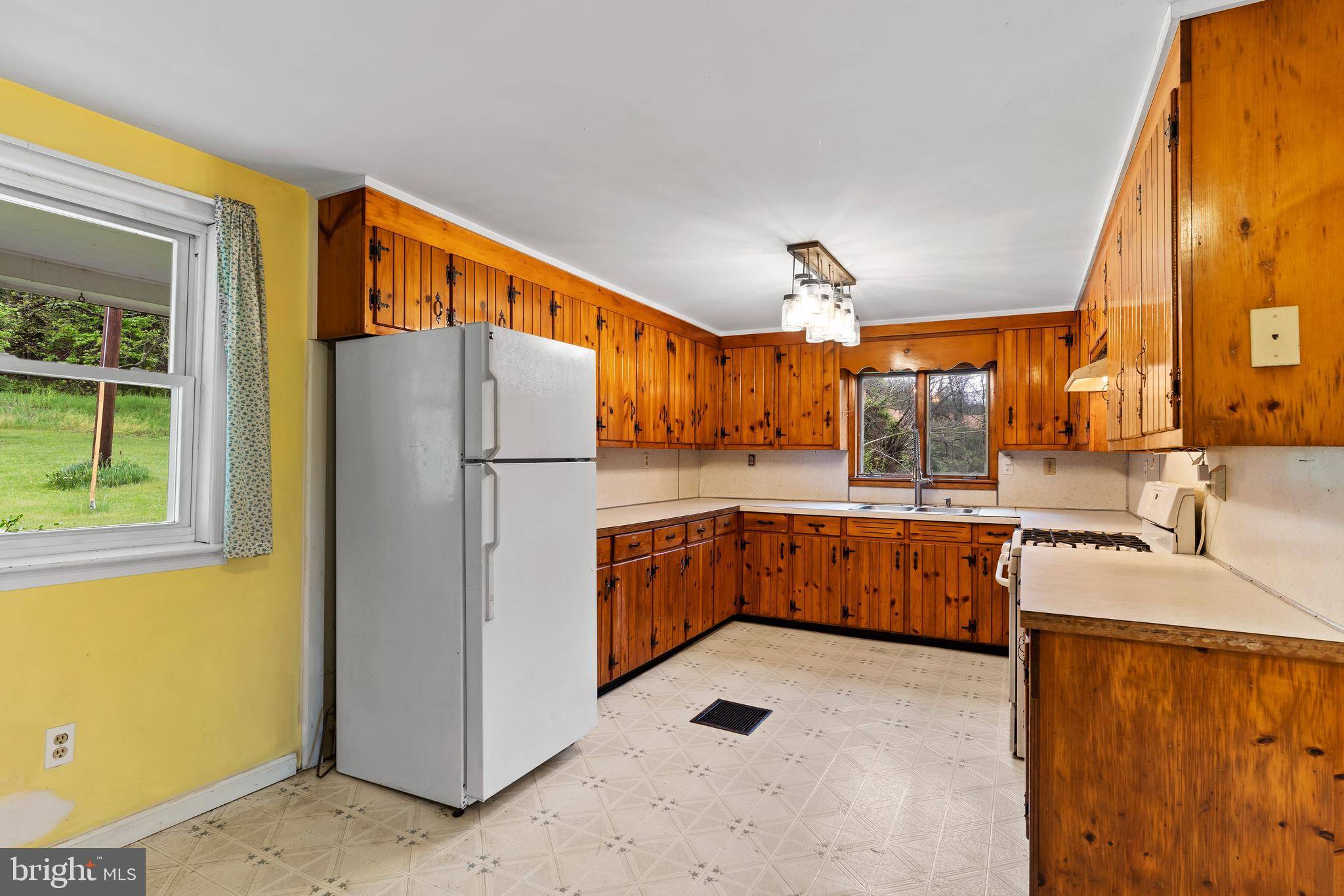 Liverpool, PA 17045,592 KLINGER HOLLOW RD