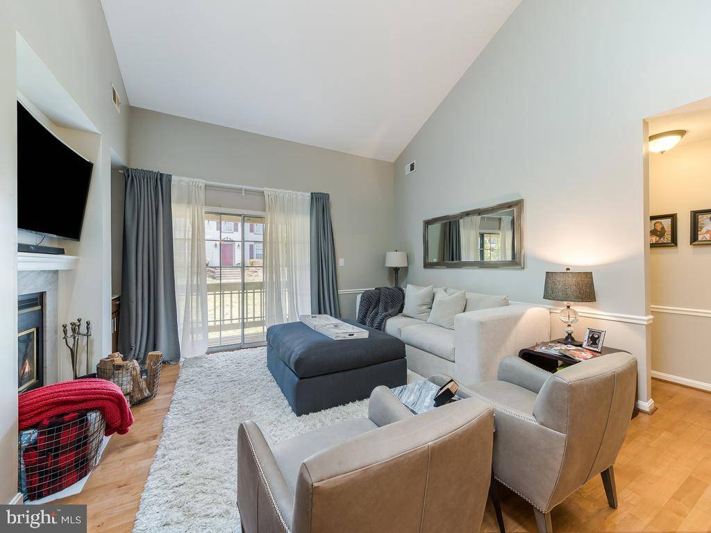 Woodbridge, VA 22192,12295 WADSWORTH WAY