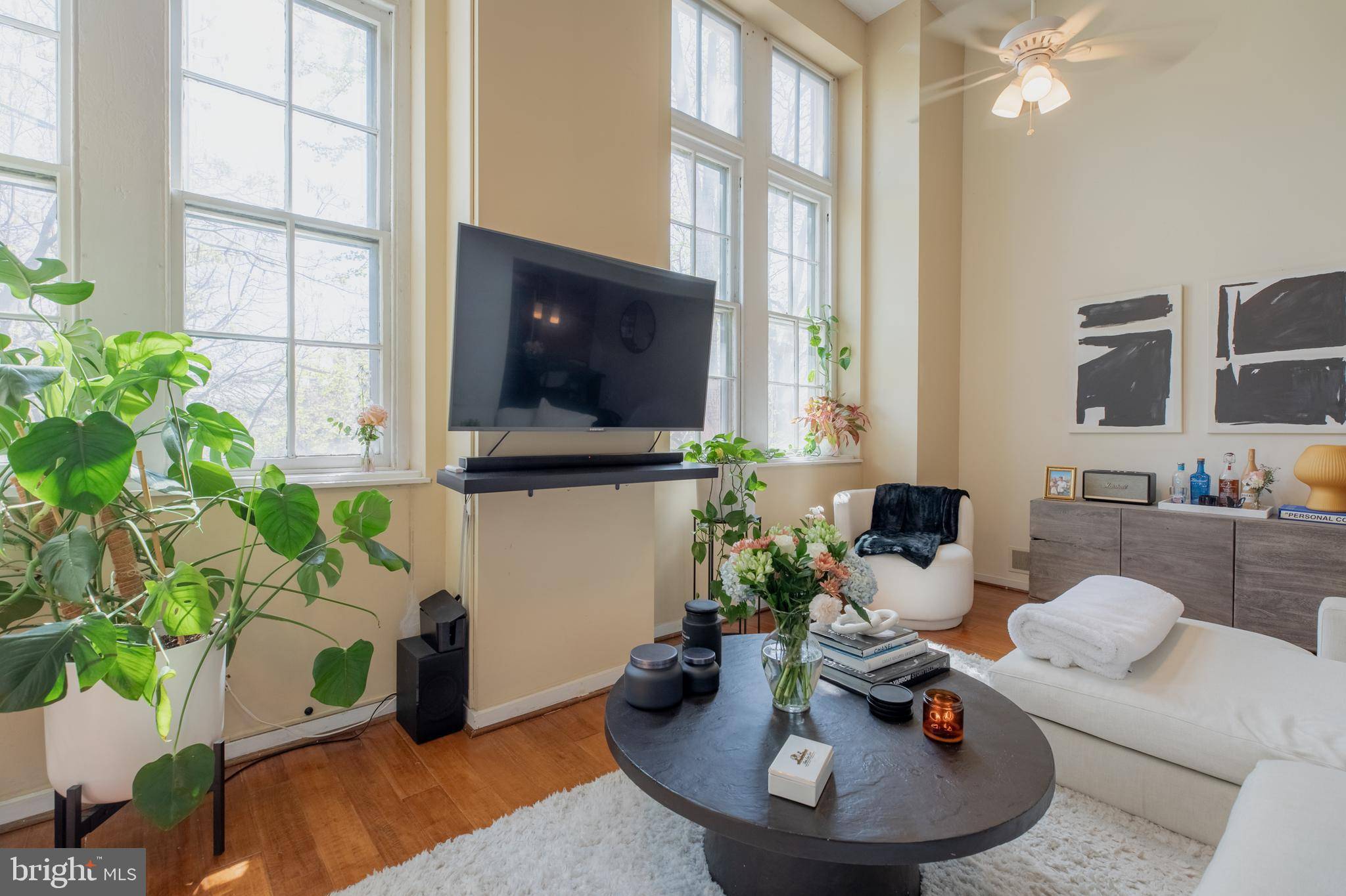 Philadelphia, PA 19107,1023 CLINTON ST #303