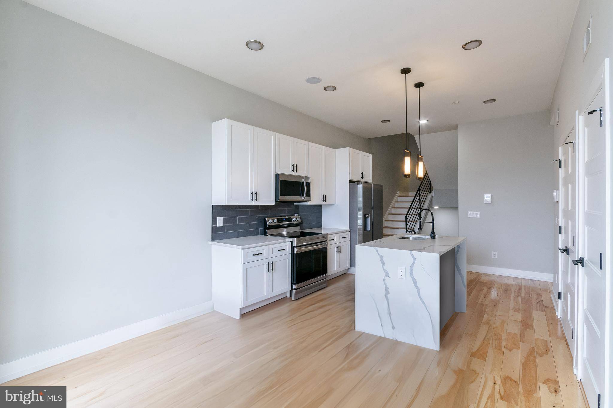 Philadelphia, PA 19122,411 W HEWSON ST #UNIT 3
