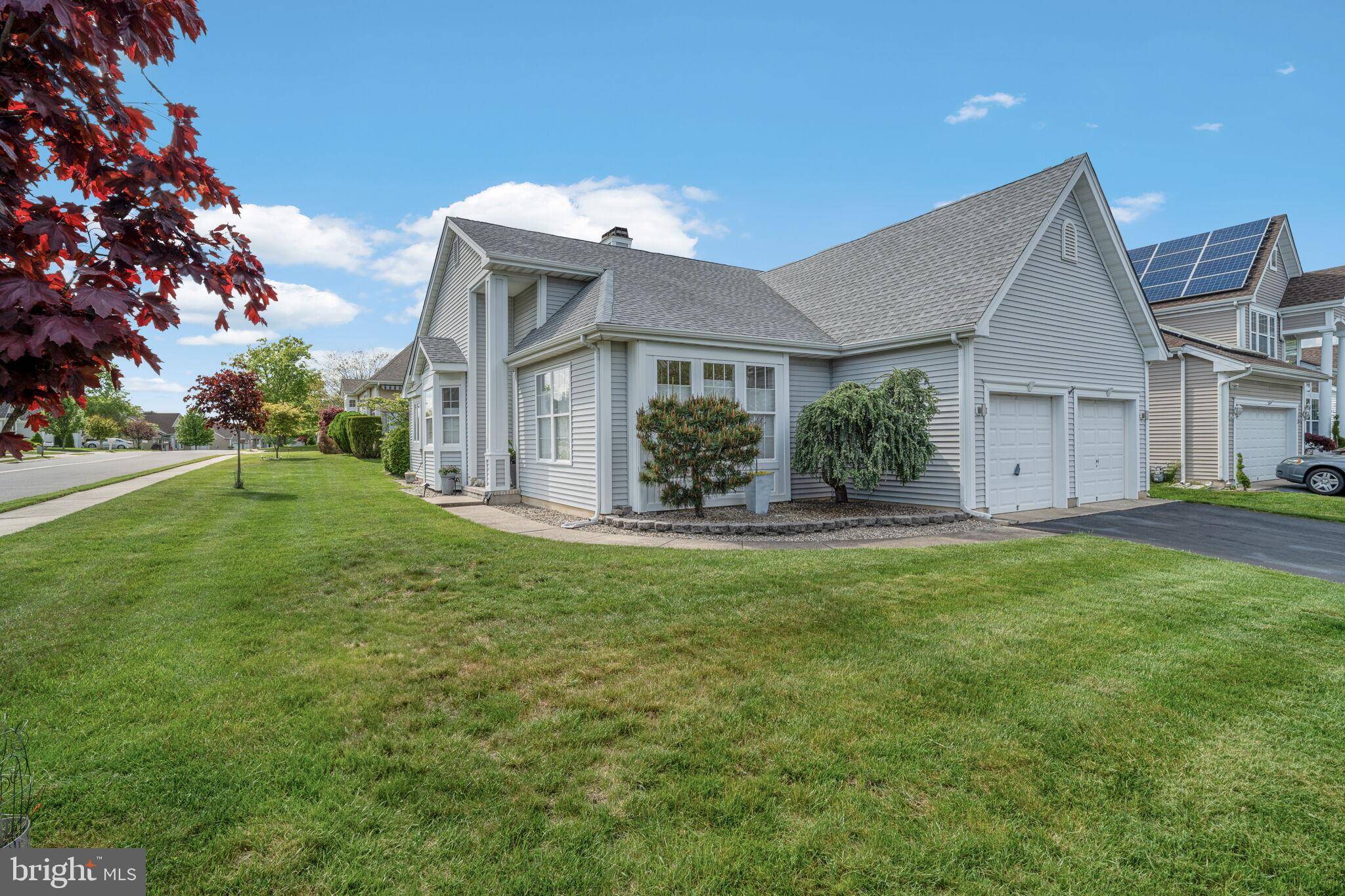 Barnegat, NJ 08005,1 WATERFALL LN