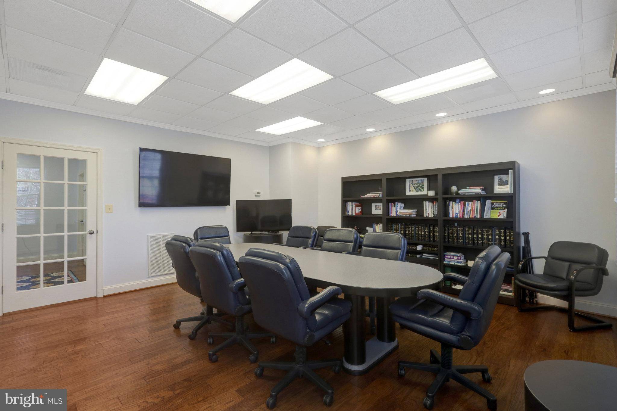 Fairfax, VA 22030,10474 ARMSTRONG ST