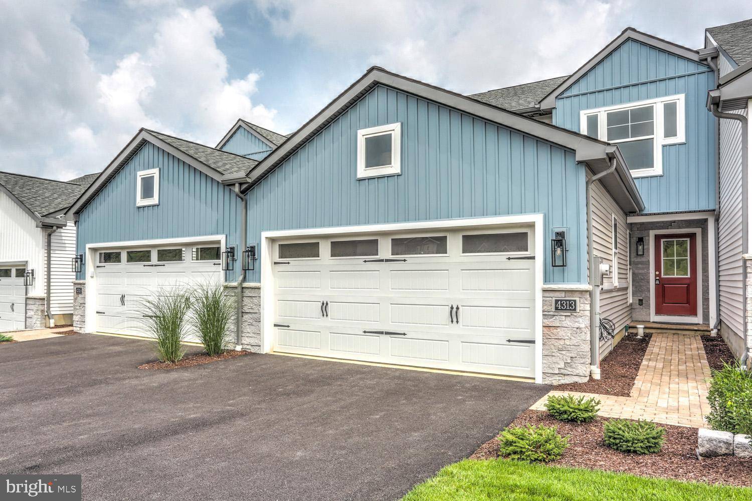 Columbia, PA 17512,4326 HEATHER LN #6