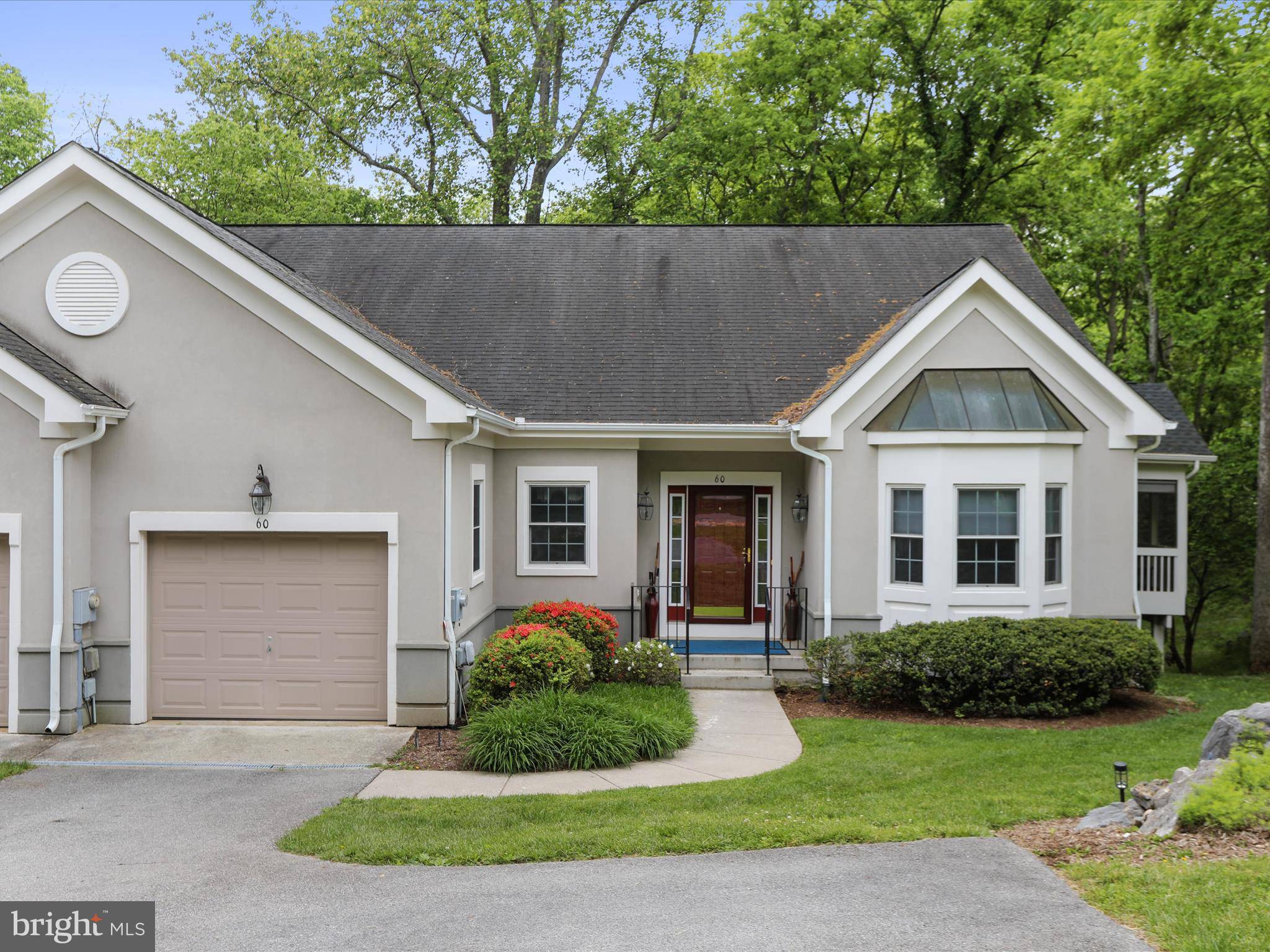 Shepherdstown, WV 25443,60 REACHCLIFF DR