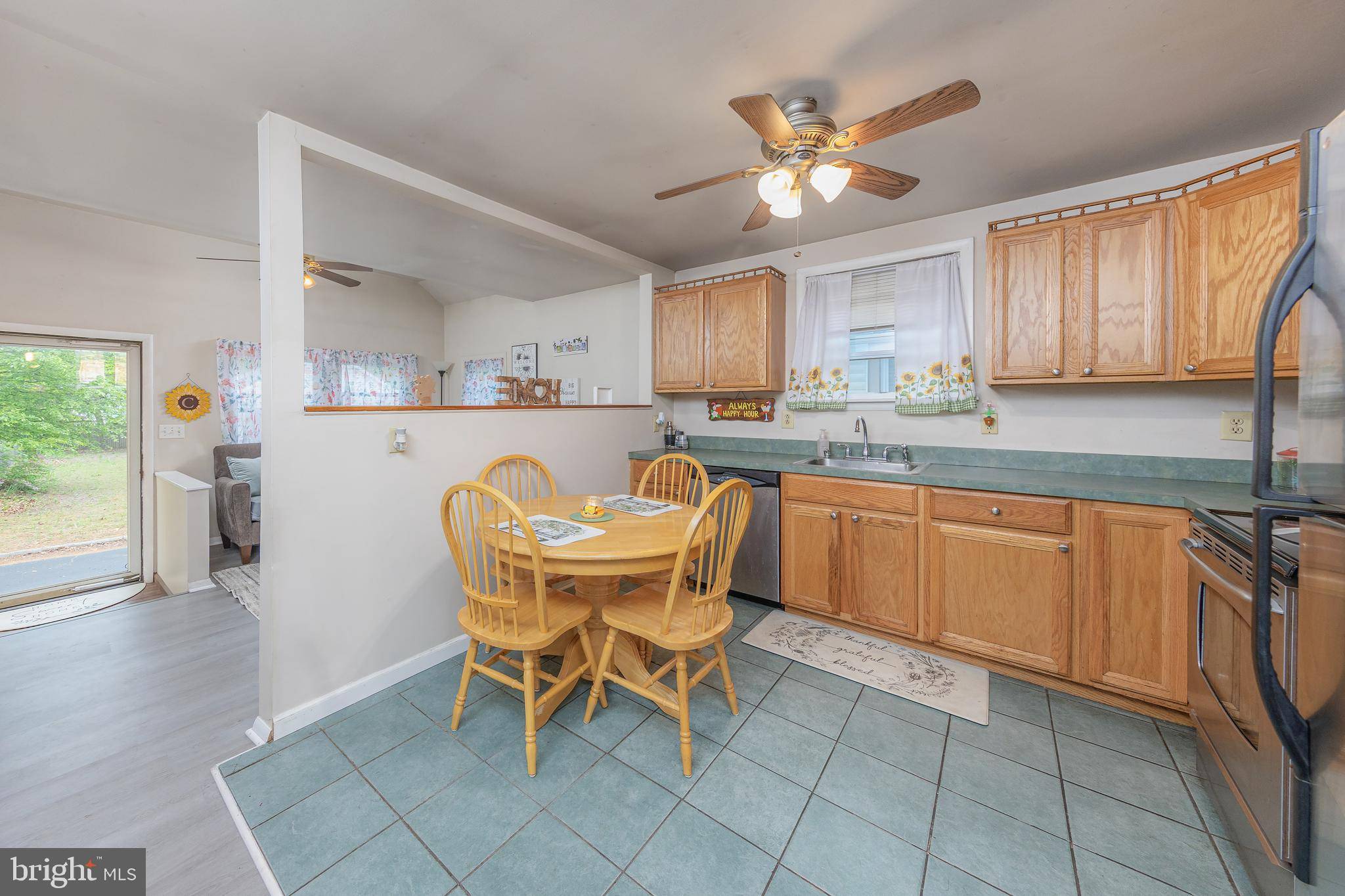 West Deptford, NJ 08093,1343 WARREN