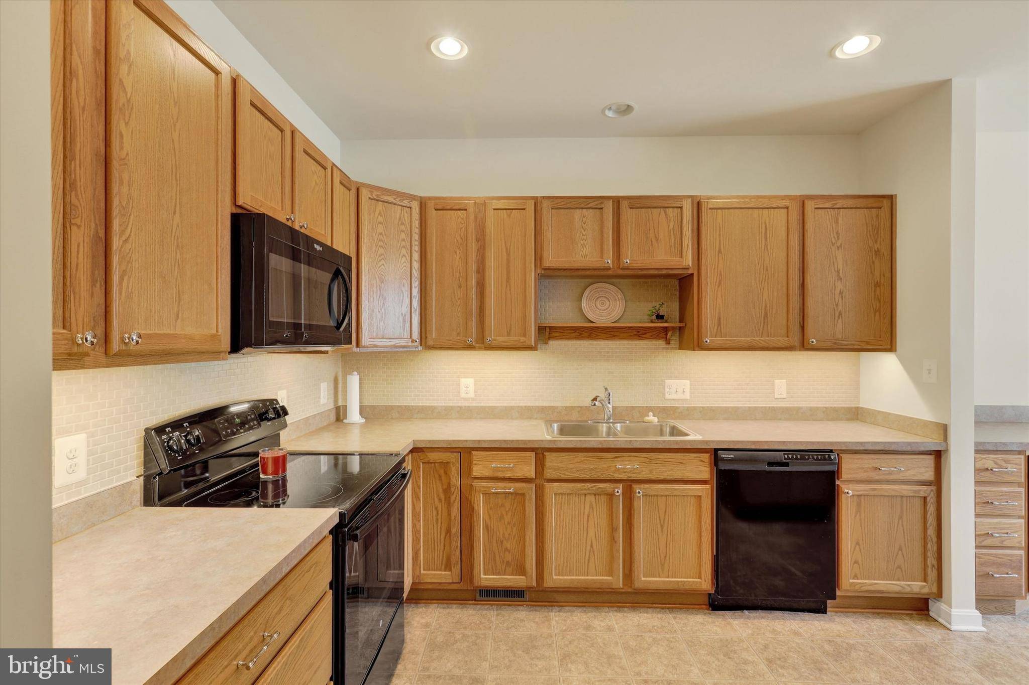 Hanover, PA 17331,184 ST MICHAELS WAY
