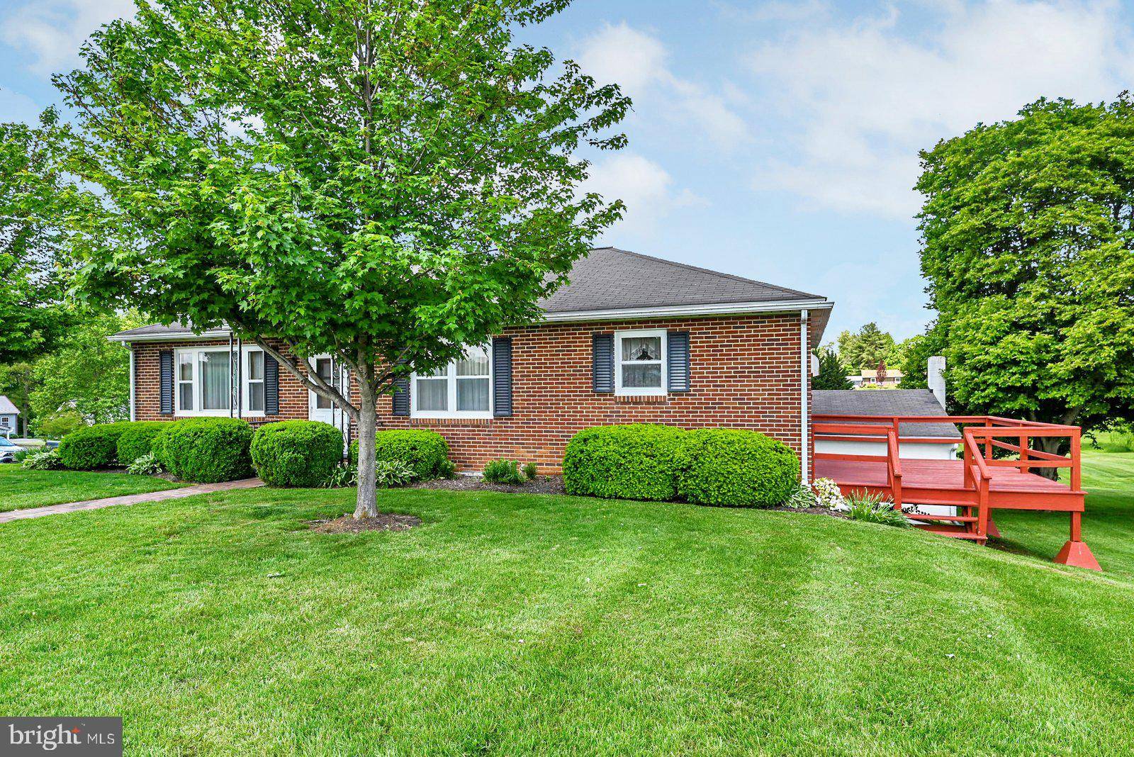 Spring Grove, PA 17362,2046 YINGLING DR