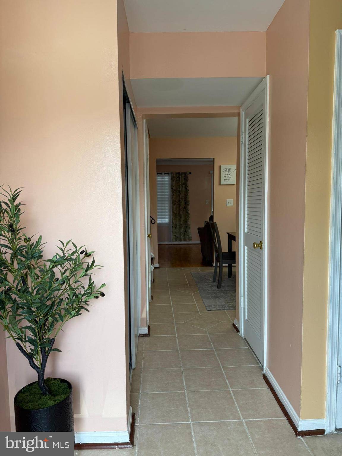 Woodbridge, VA 22193,15574 TRAVERSER CT