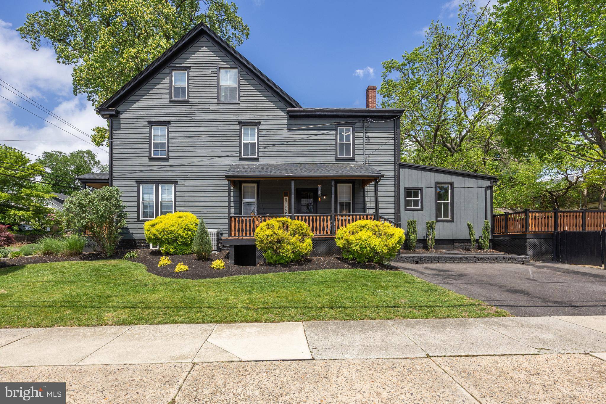 Moorestown, NJ 08057,129 S CHURCH ST